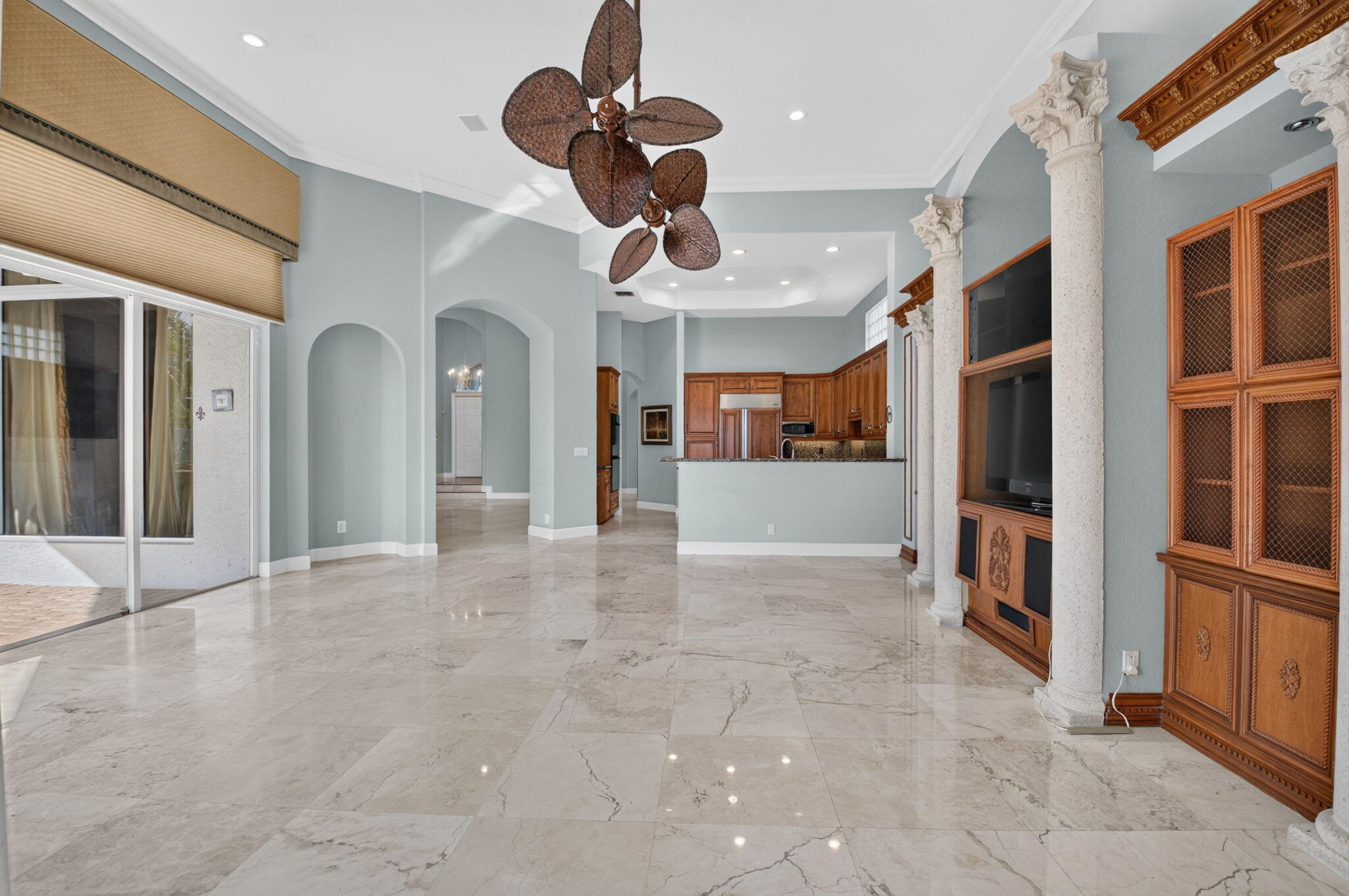 16040 Bristol Isle Way Property Photo 9