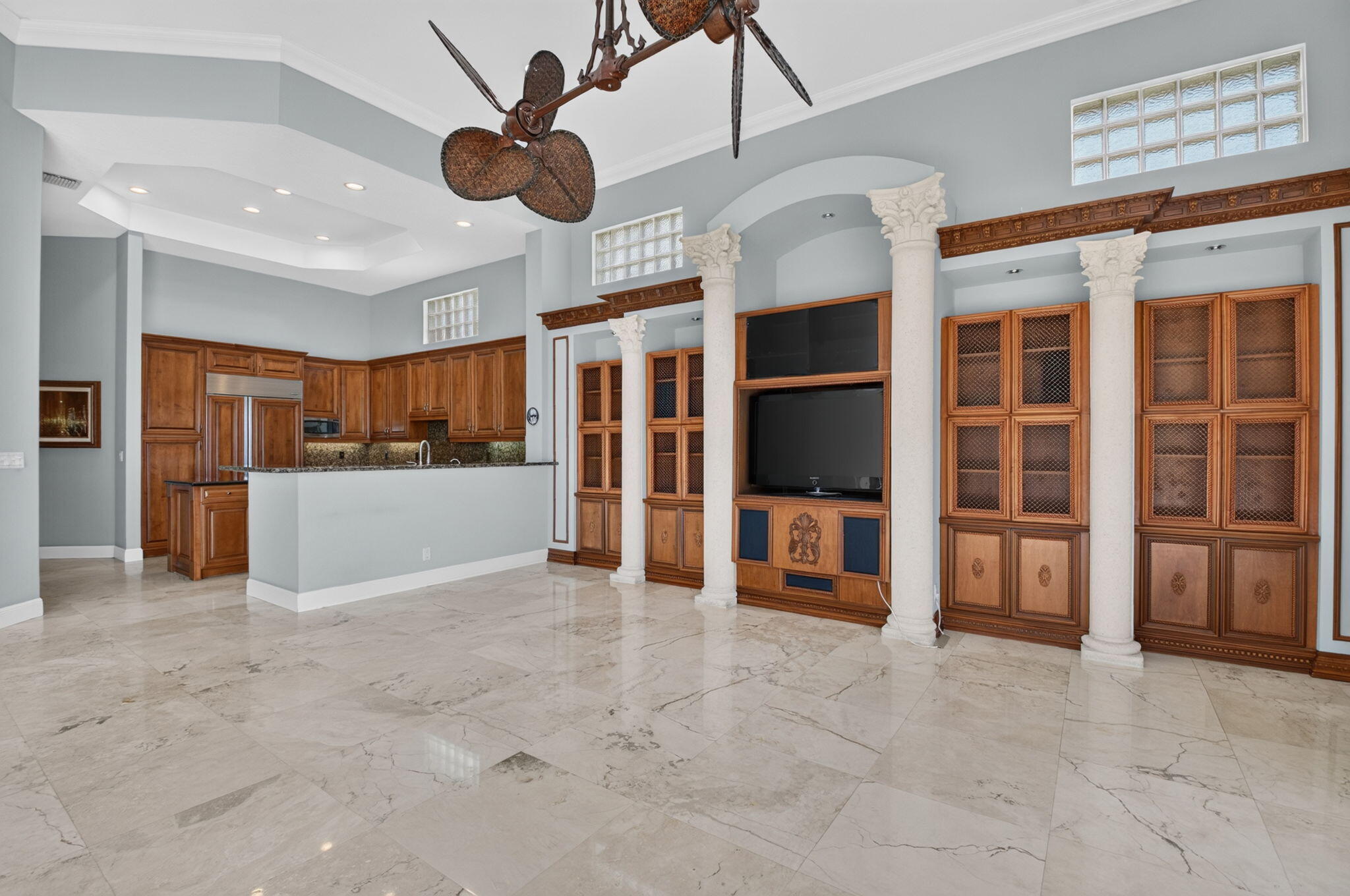 16040 Bristol Isle Way Property Photo 10