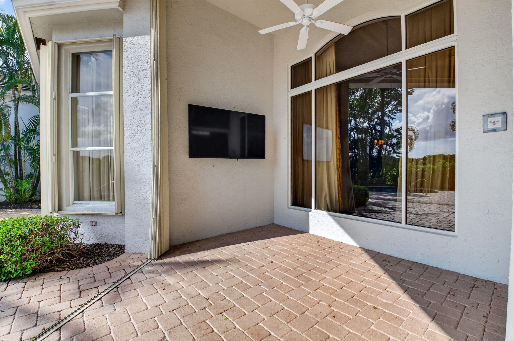 16040 Bristol Isle Way Property Photo 26