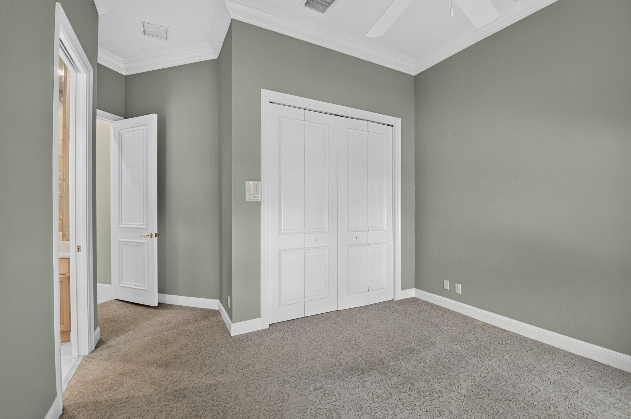 16040 Bristol Isle Way Property Photo 31