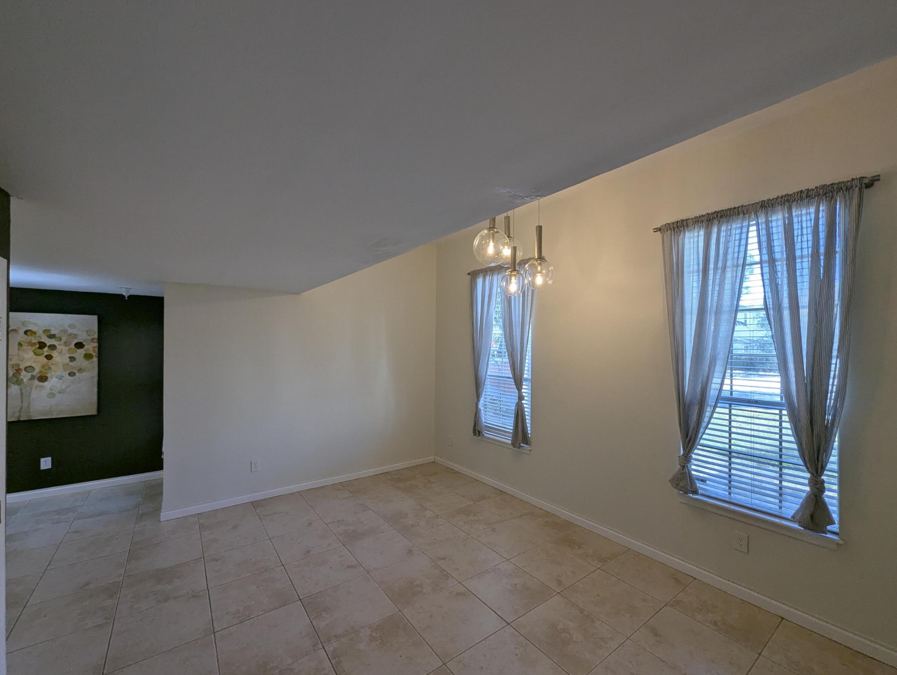 1335 Crystal Way E Property Photo 1