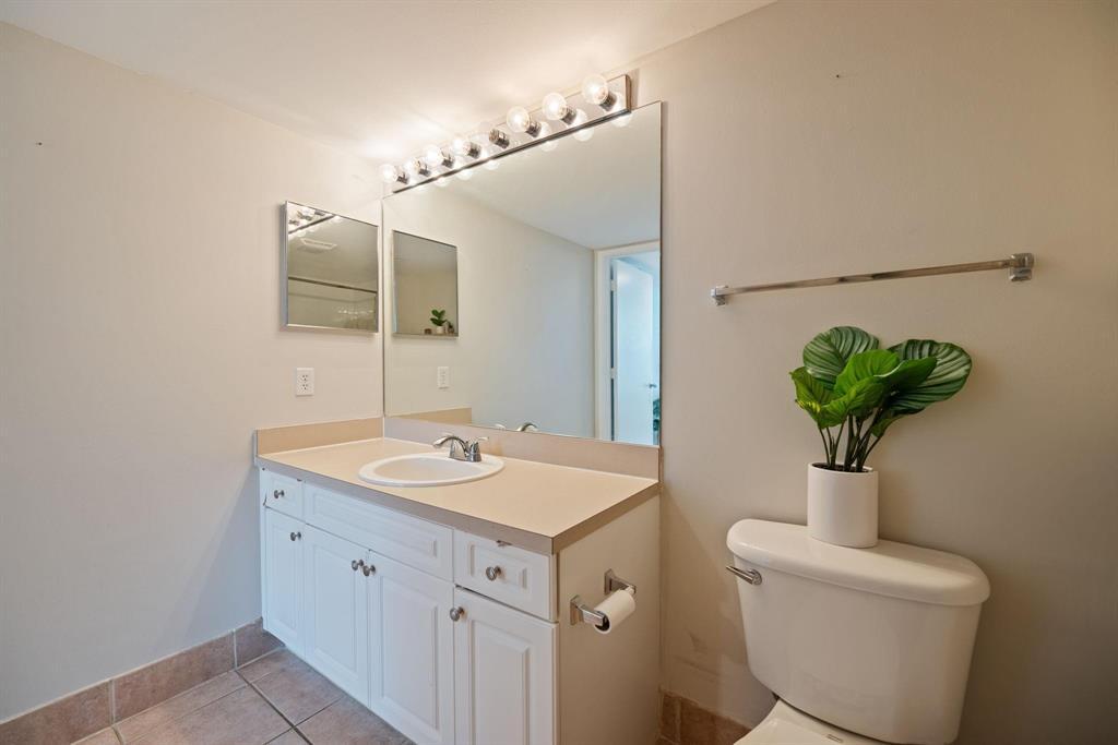 520 Se 5th Avenue 2202 Property Photo 21