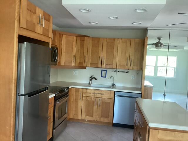 2044 Durham B Property Photo 4