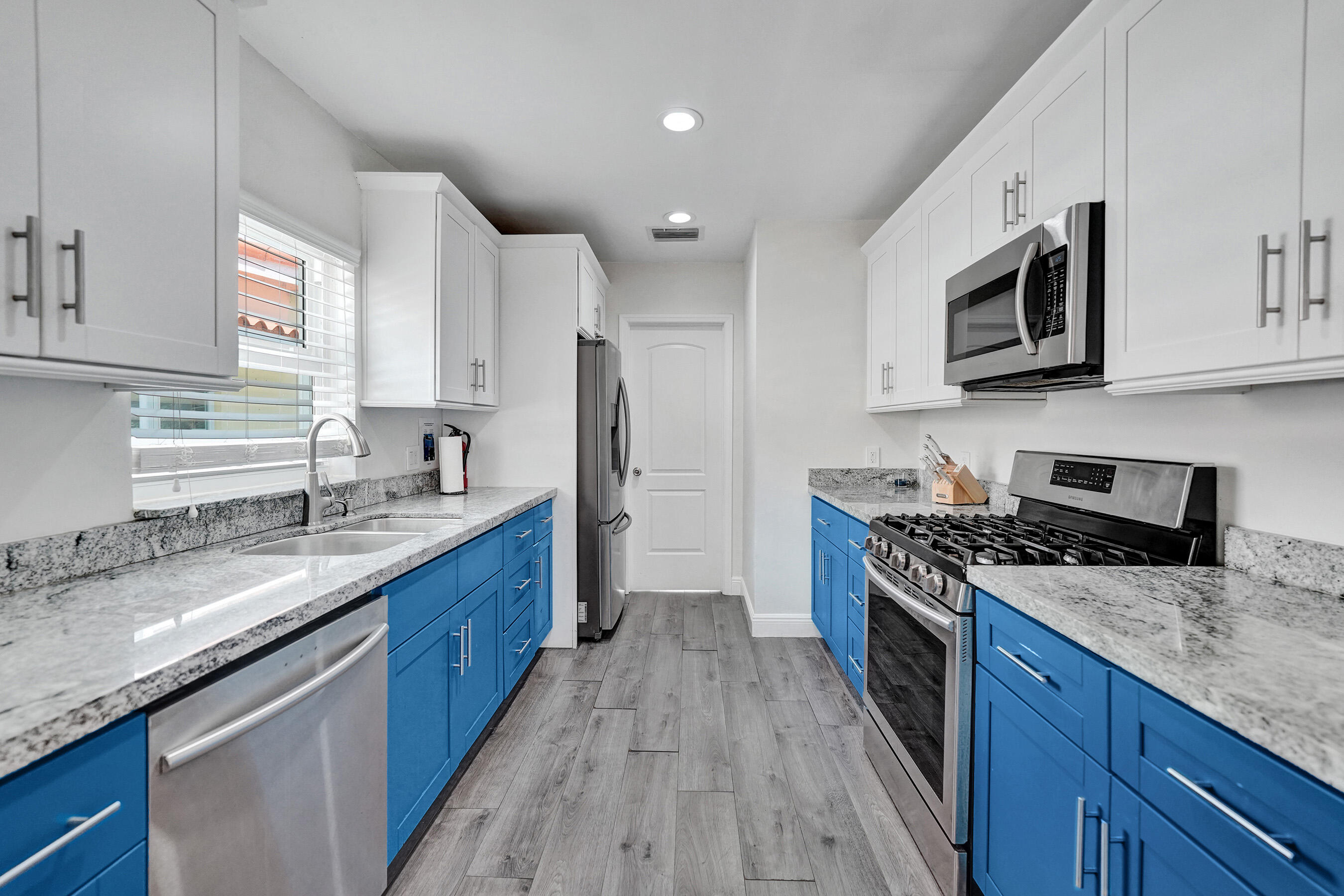 1535 Hollywood Boulevard Property Photo 9