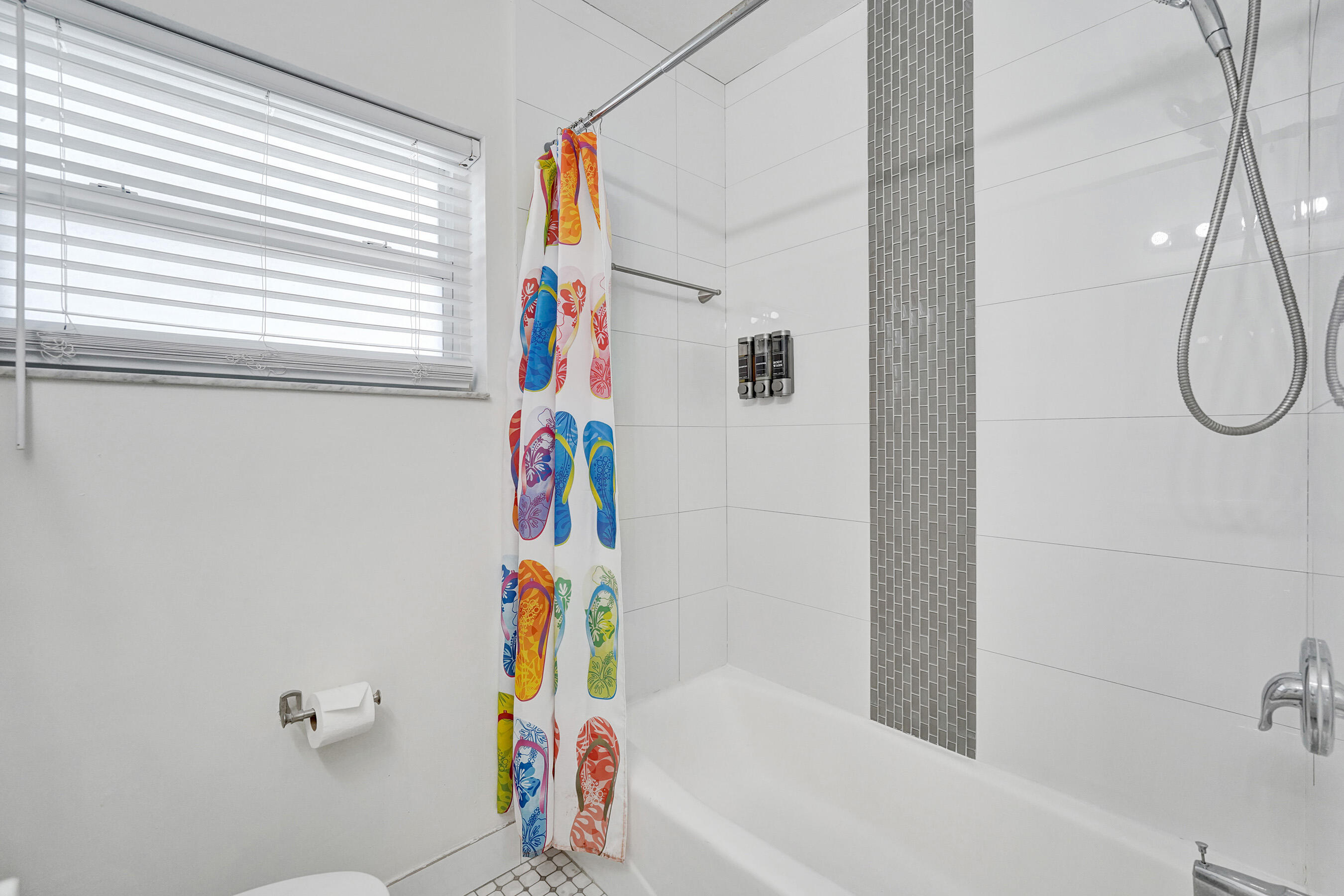 1535 Hollywood Boulevard Property Photo 20