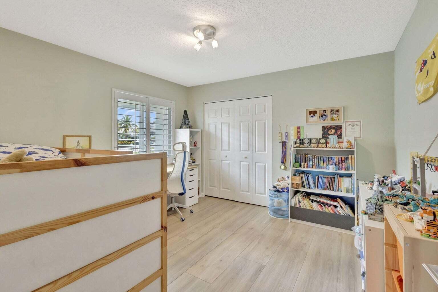 2703 Sw Glenmoor Way Property Photo 17