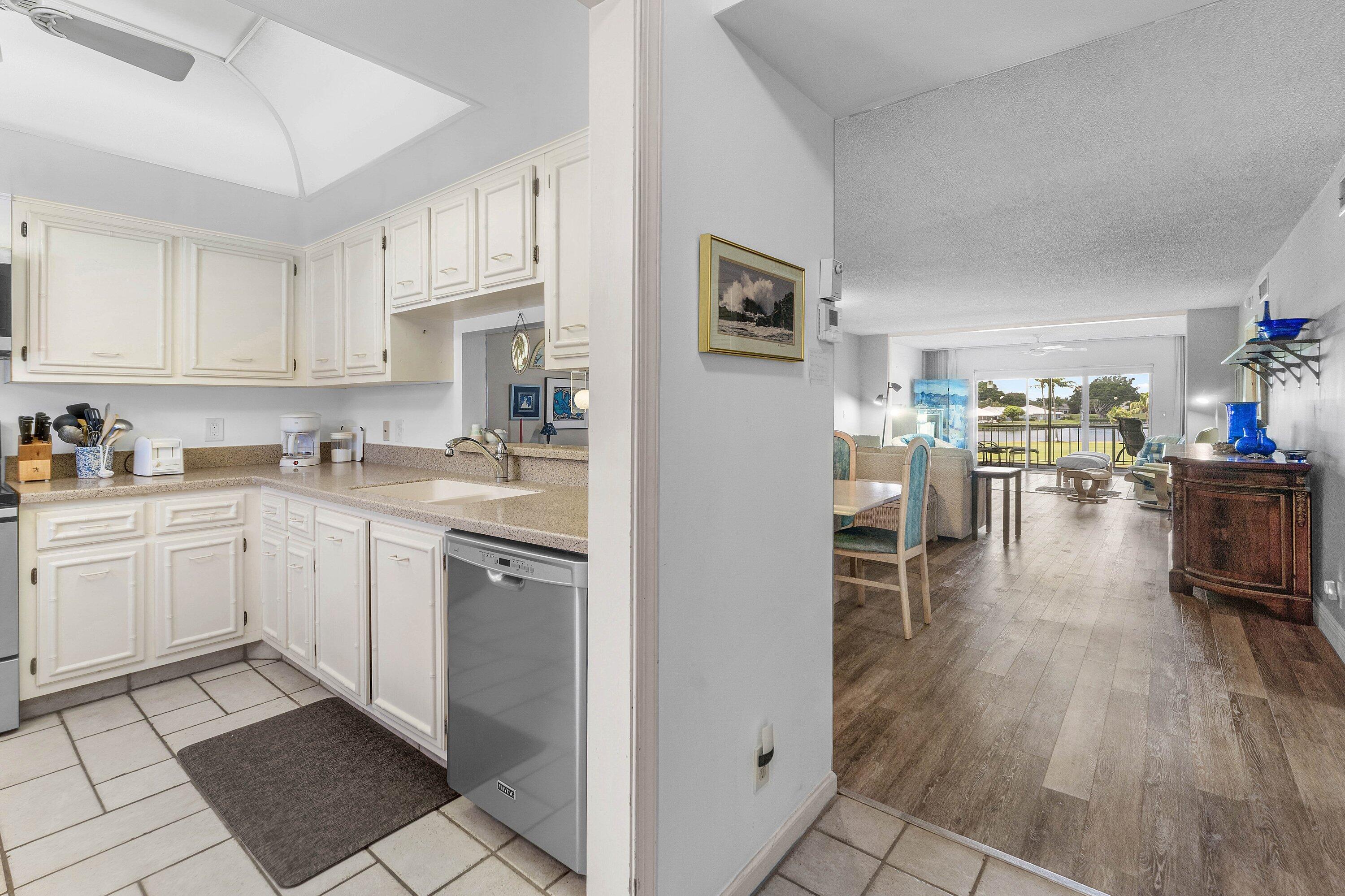 250 John F Kennedy Drive Unit 204 Property Photo 9