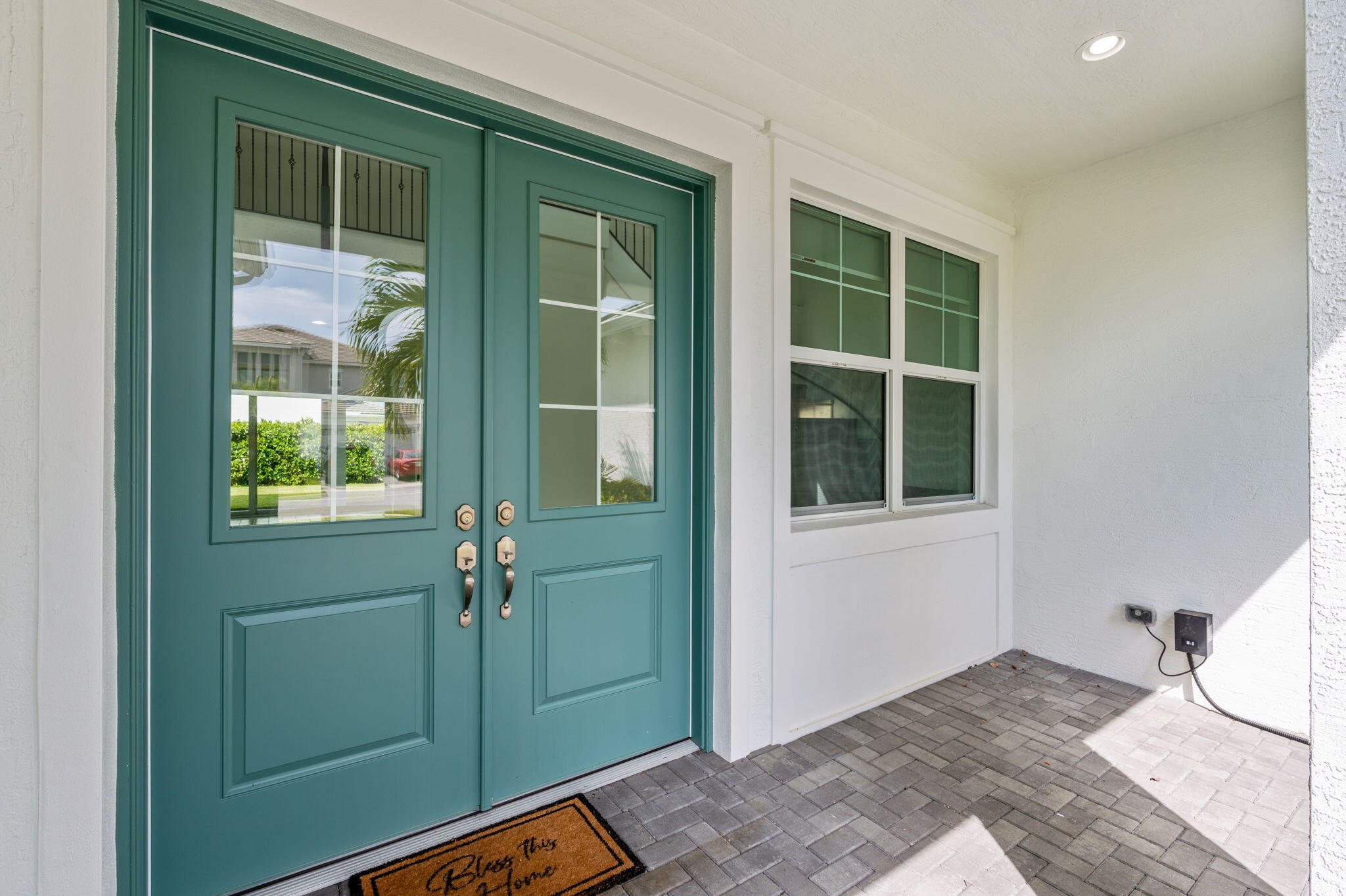 5627 Opal Drive Property Photo 3