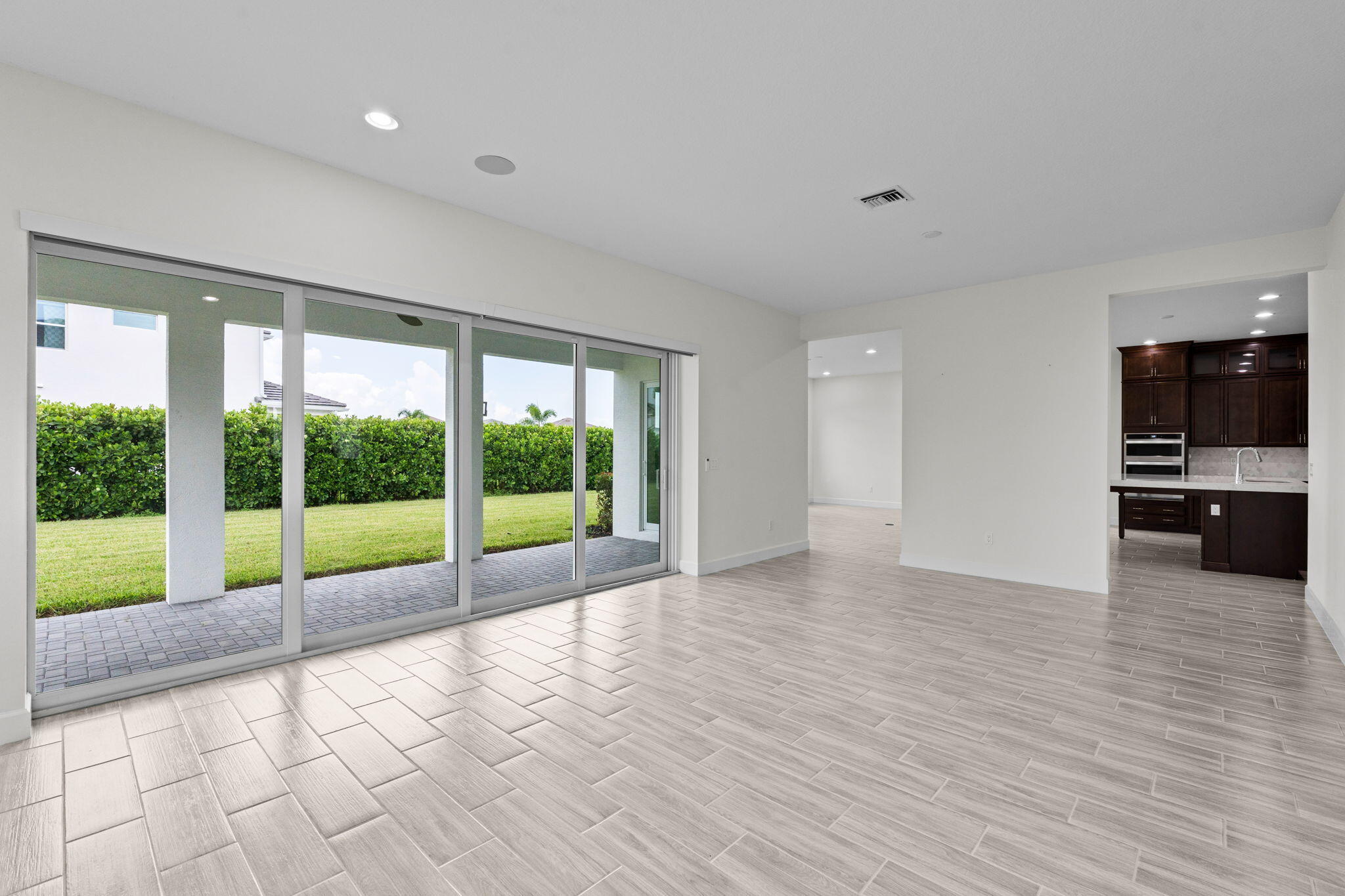 5627 Opal Drive Property Photo 9
