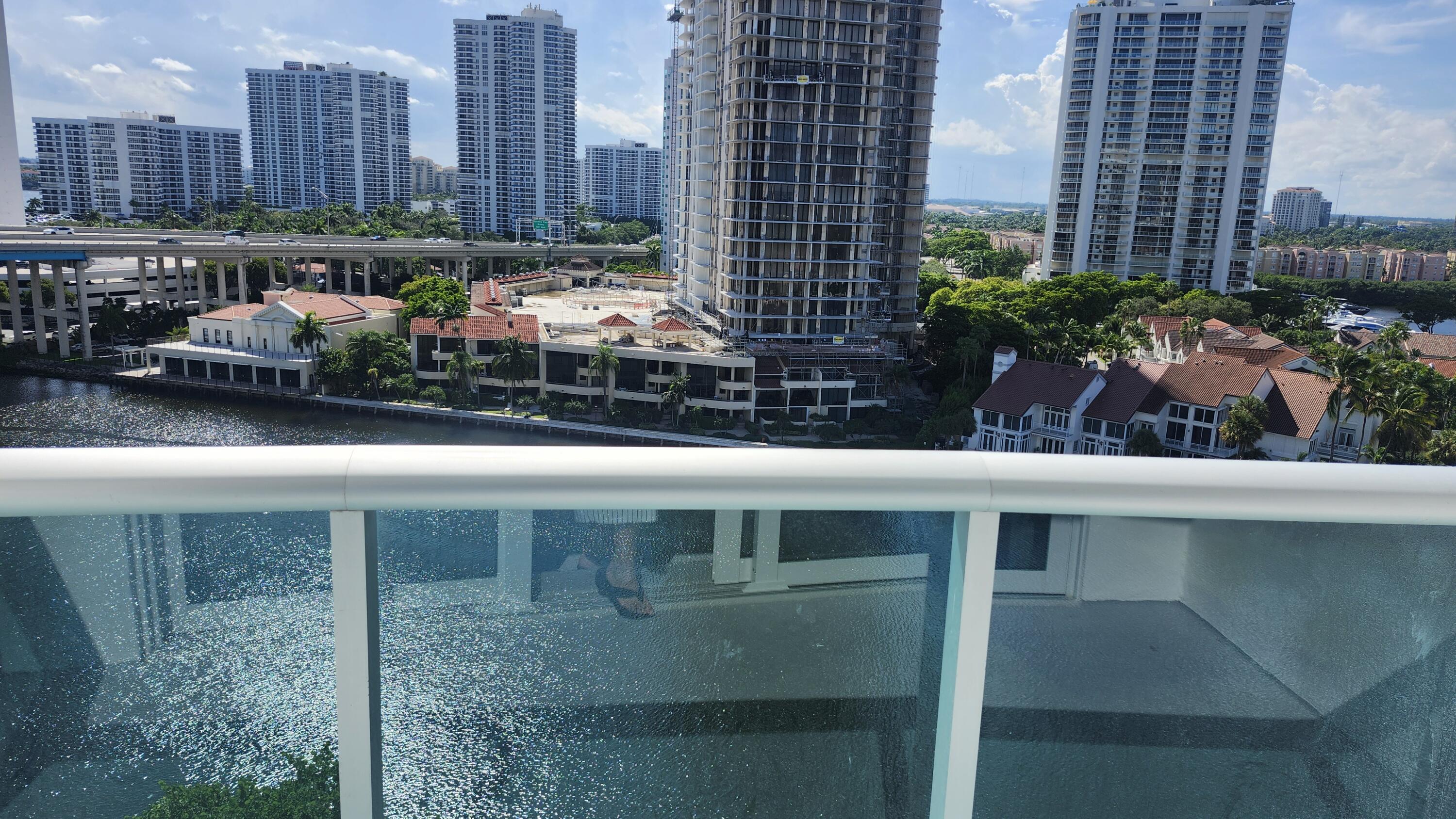 19390 COLLINS Avenue 1225 Property Photo 1