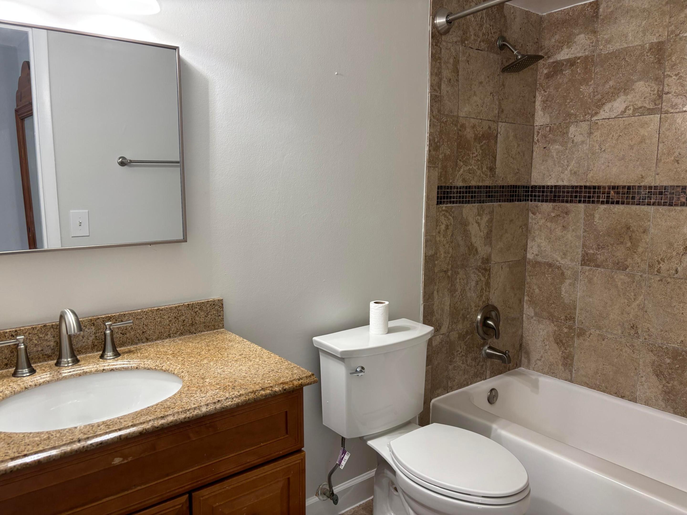 6200 Ne 22nd Way 301 Property Photo 6