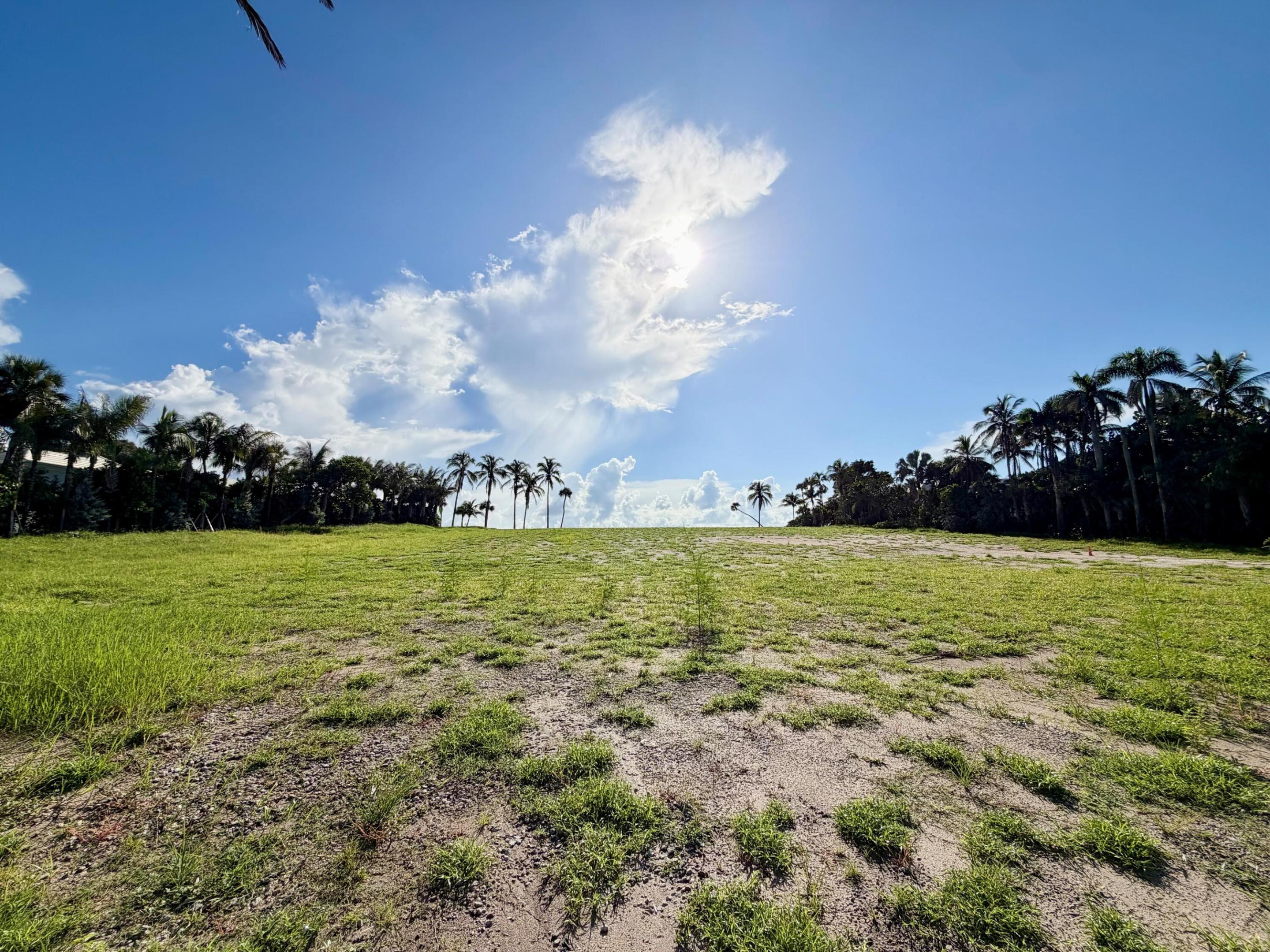 511 S Beach Road Property Photo 10
