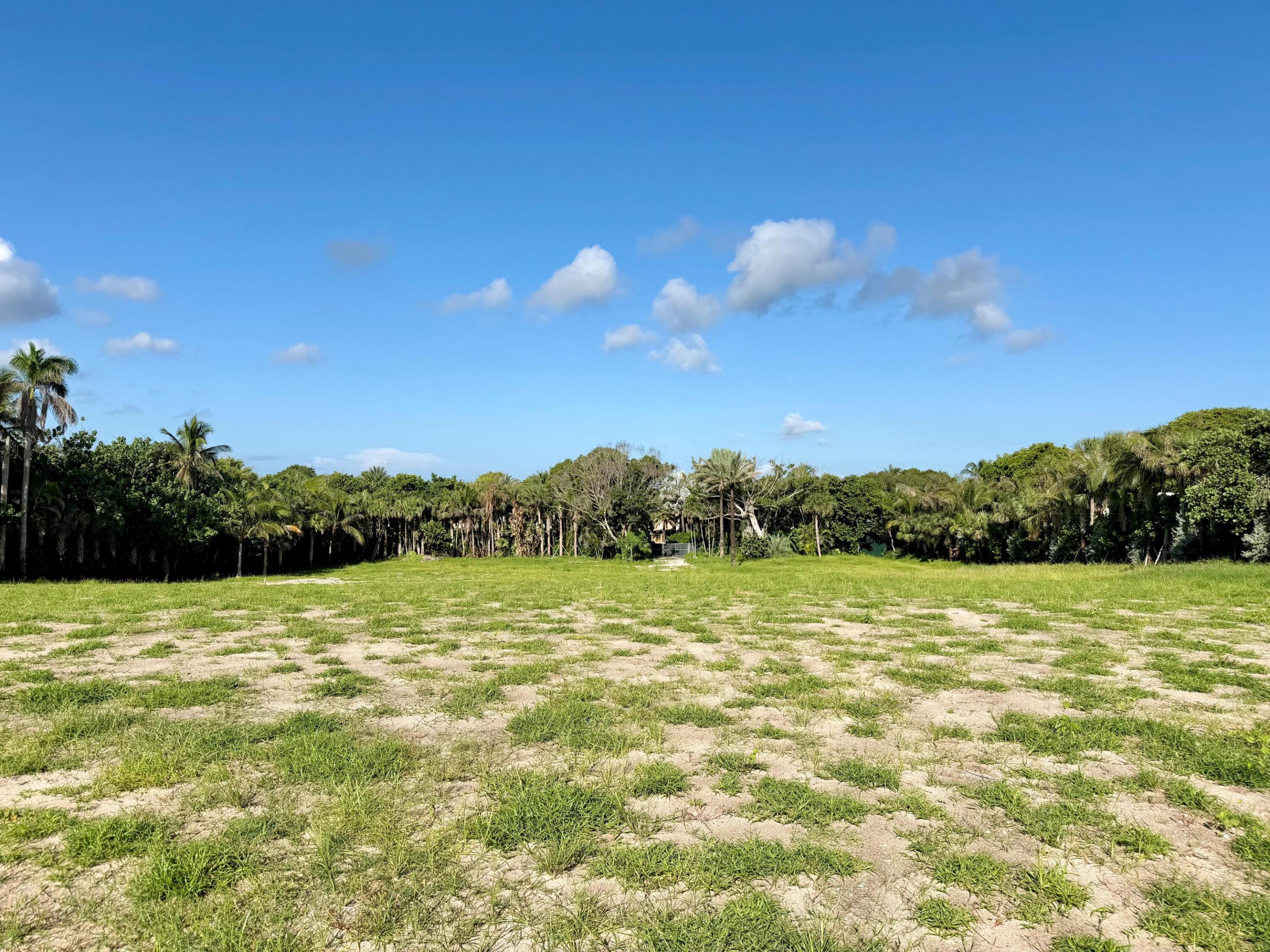 511 S Beach Road Property Photo 11