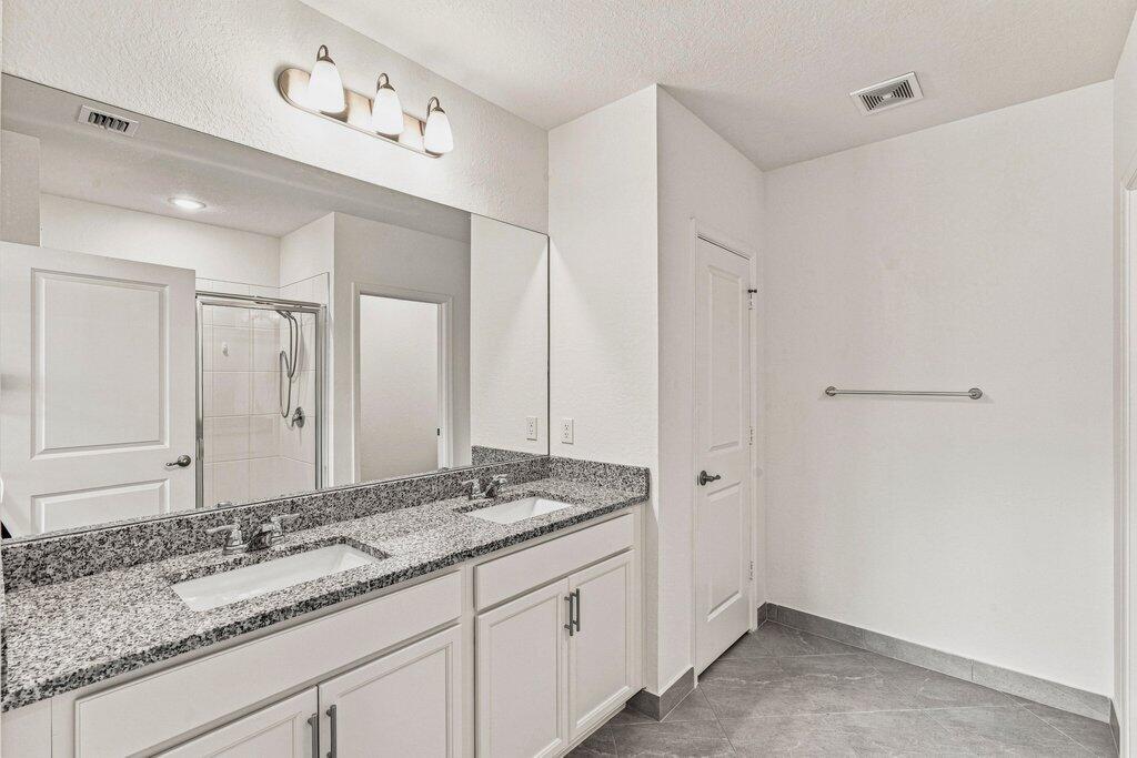 226 Sw Milburn Circle Property Photo 21