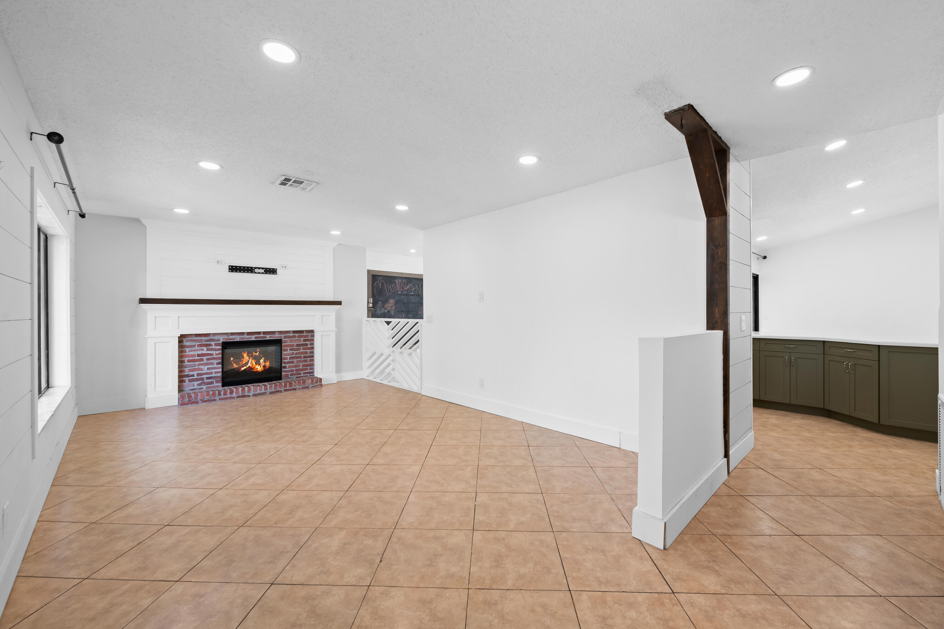 9965 Nw 23rd Street Property Photo 10