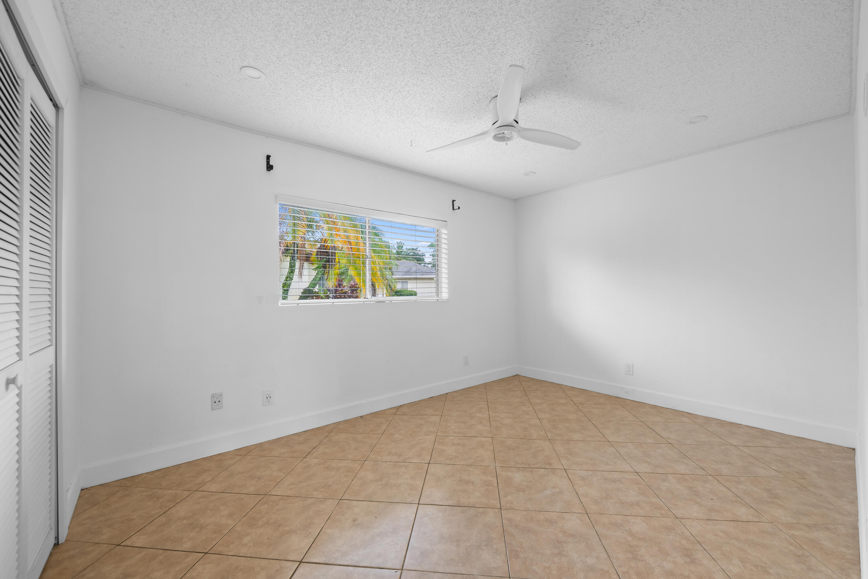 9965 Nw 23rd Street Property Photo 20