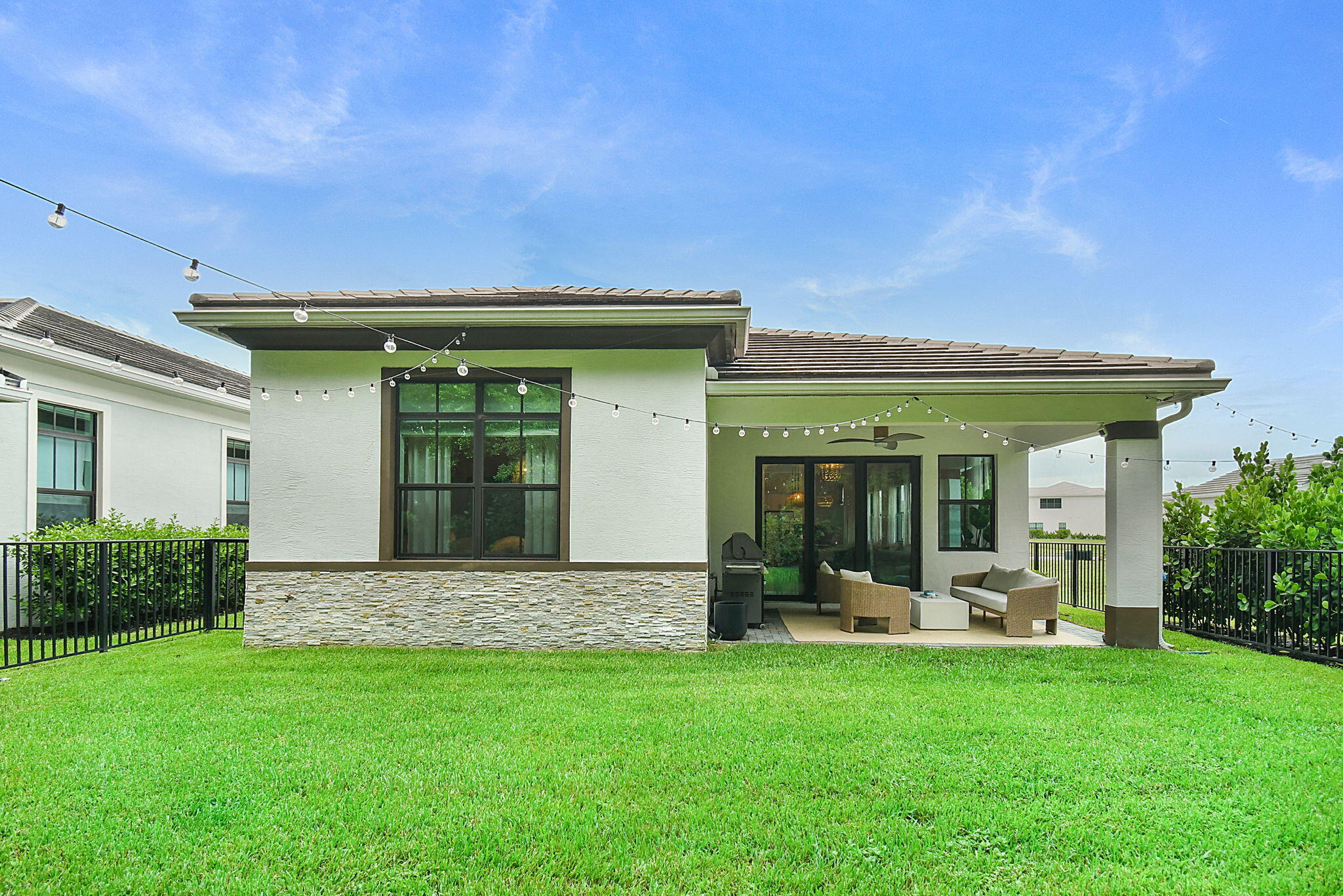 528 Se Fascino Circle Se Property Photo 37