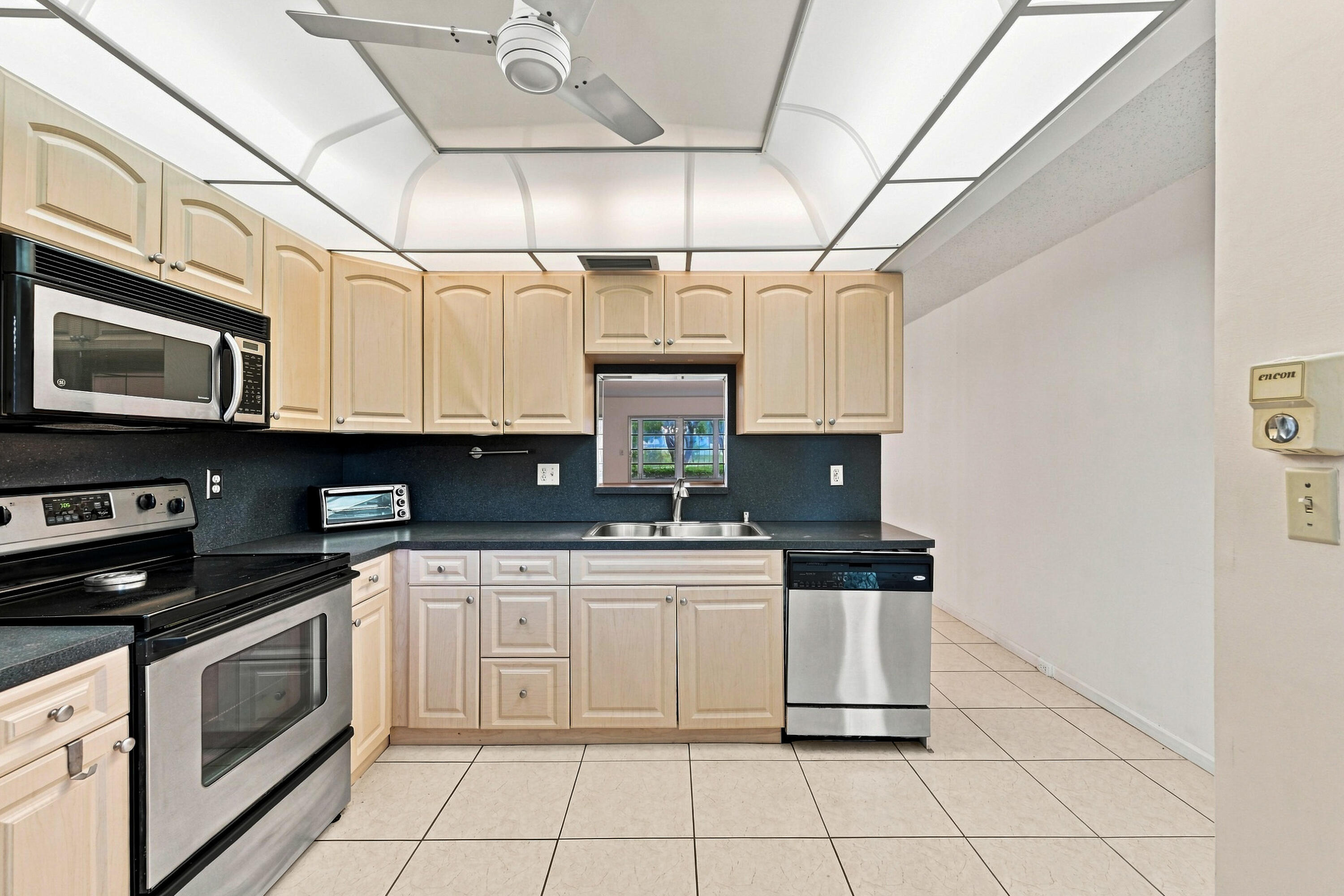 2101 Lucaya Bend C1 Property Photo 1