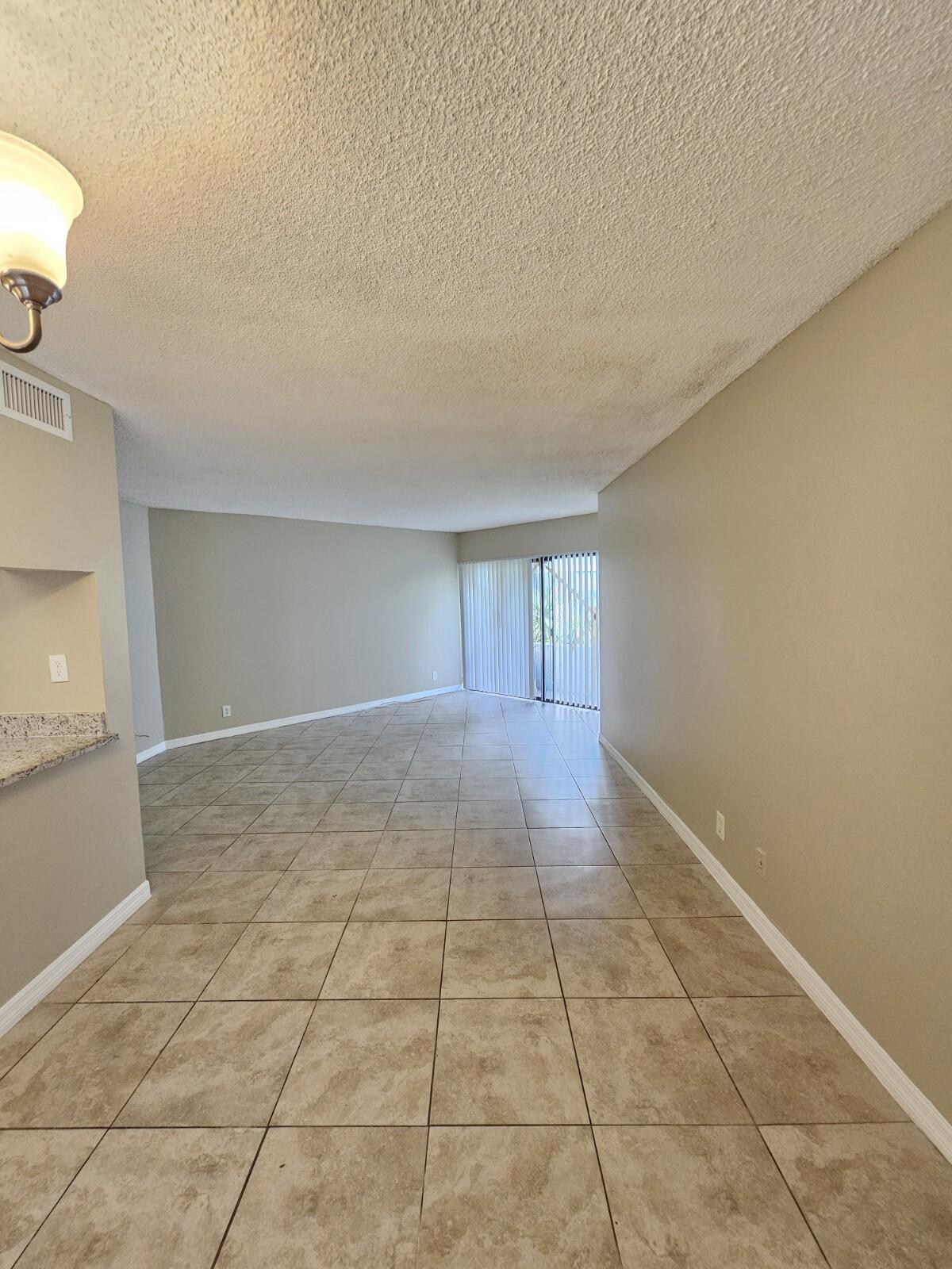 1820 N CONGRESS Avenue 104 Property Photo 1
