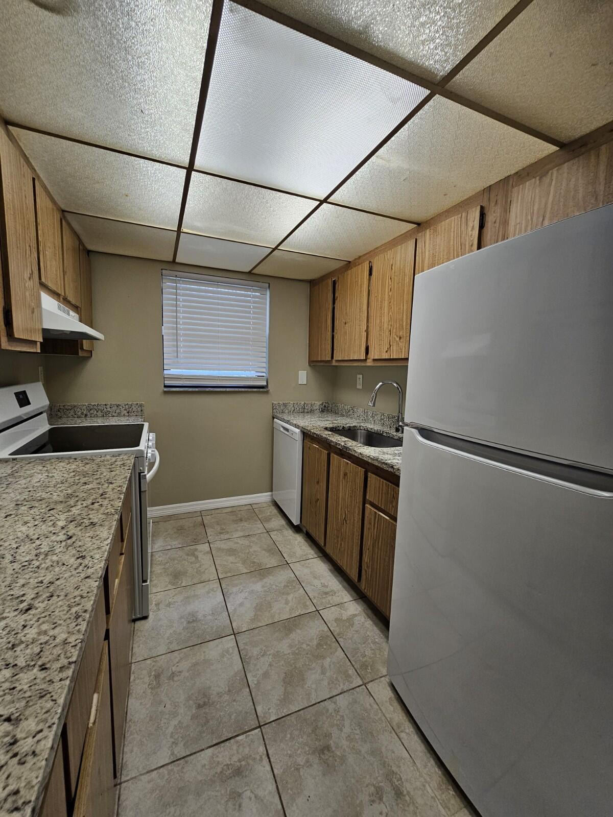 1820 N Congress Avenue 104 Property Photo 6