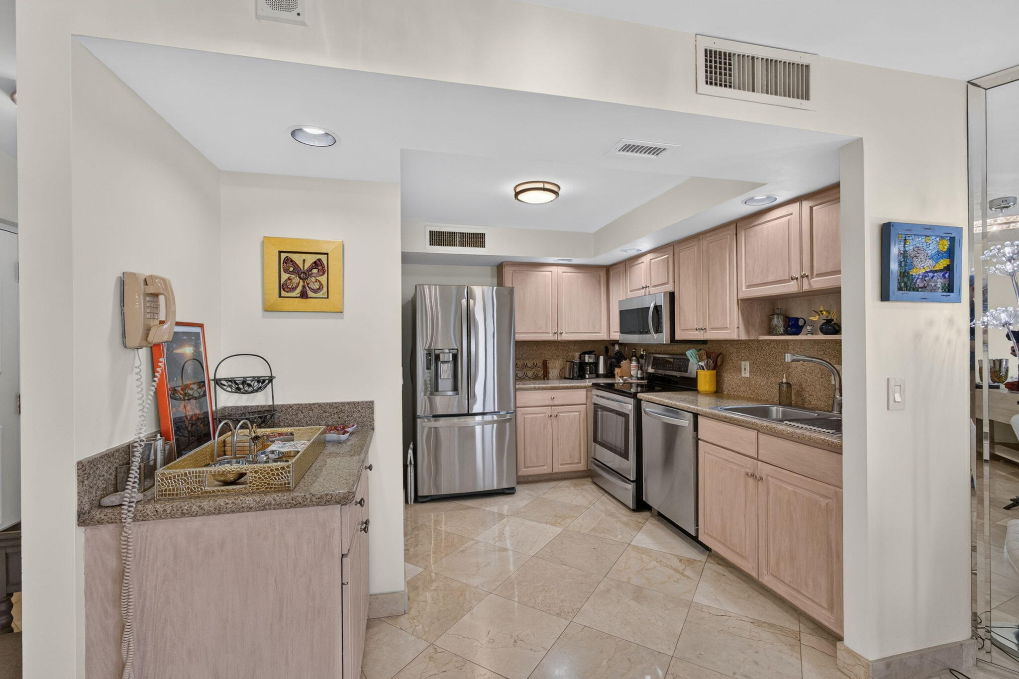 2800 N Ocean Drive A-10d Property Photo 14