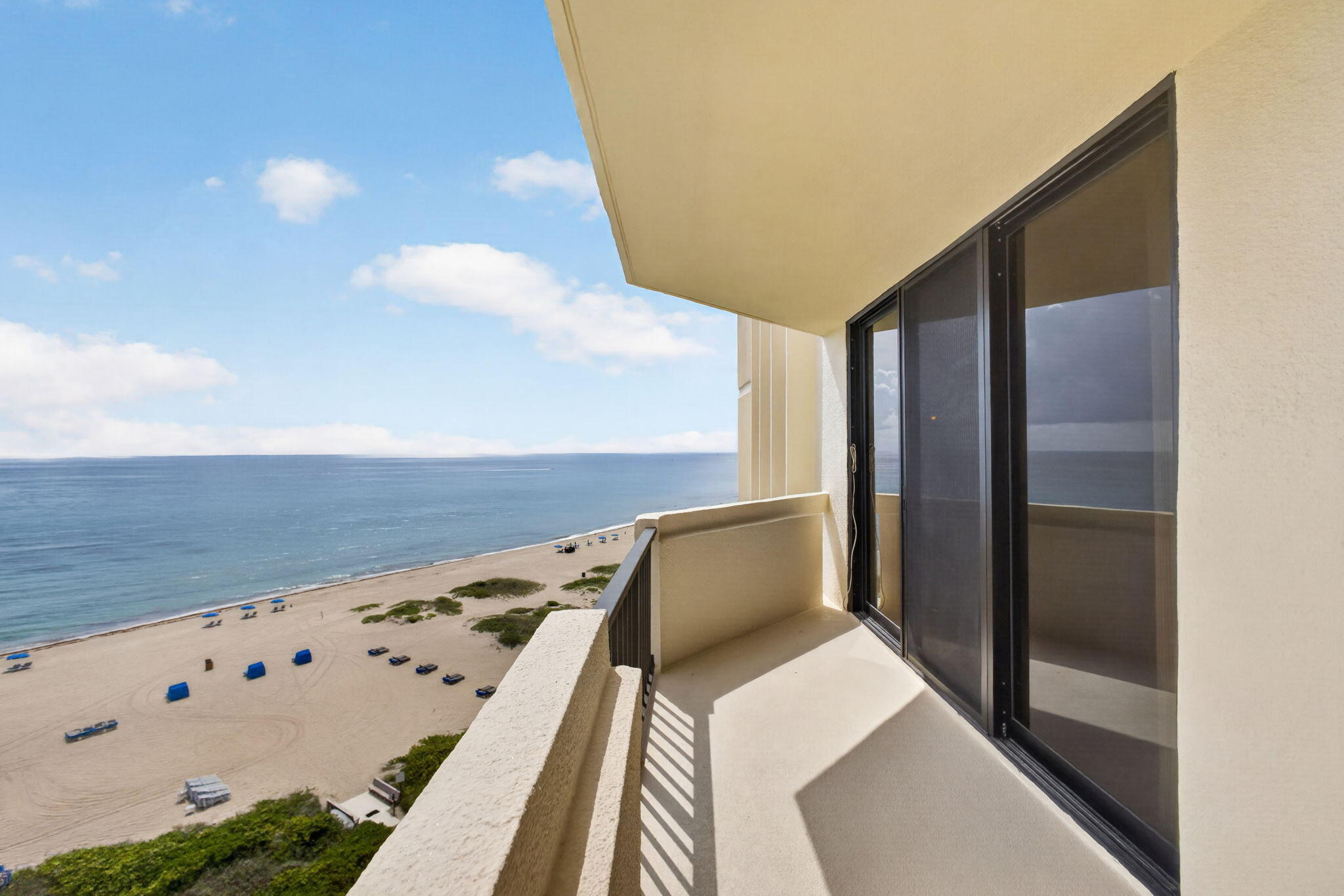 2800 N Ocean Drive A-10d Property Photo 27