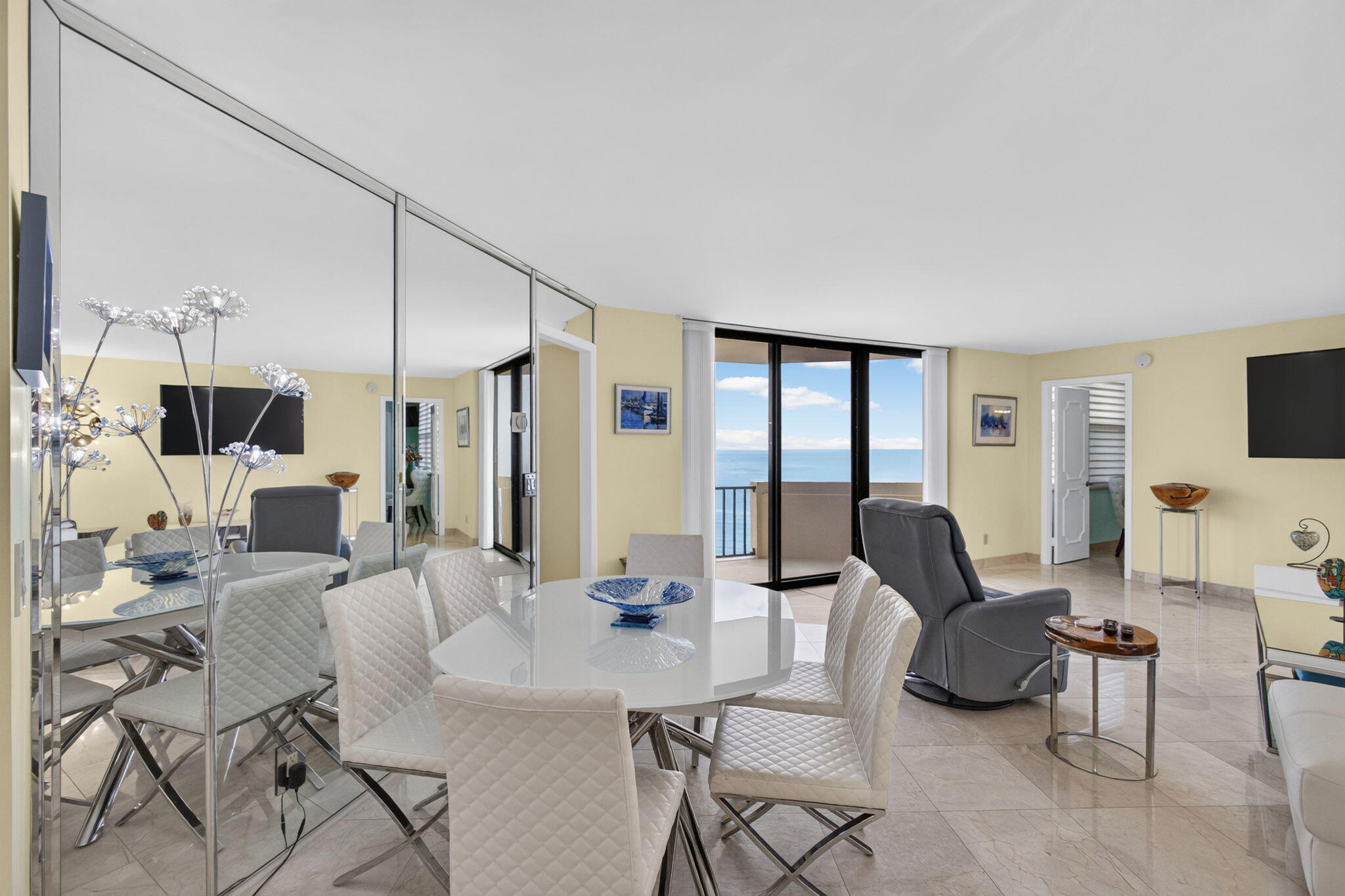 2800 N Ocean Drive A-10d Property Photo 34
