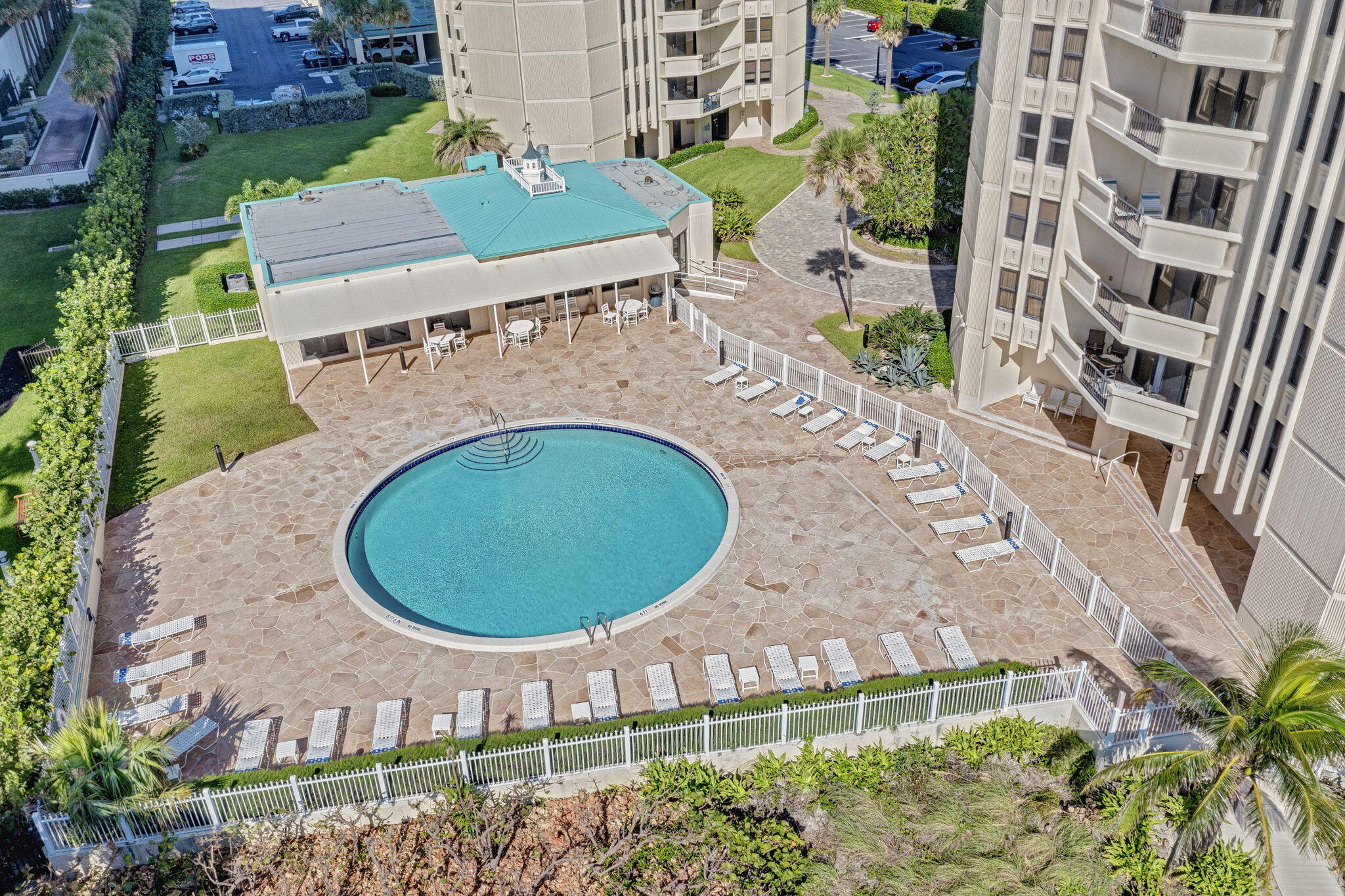 2800 N Ocean Drive A-10d Property Photo 54