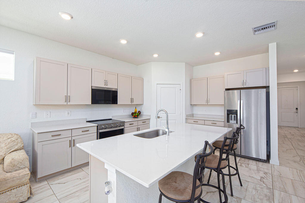 5788 Se Skyblue Circle Property Photo 8