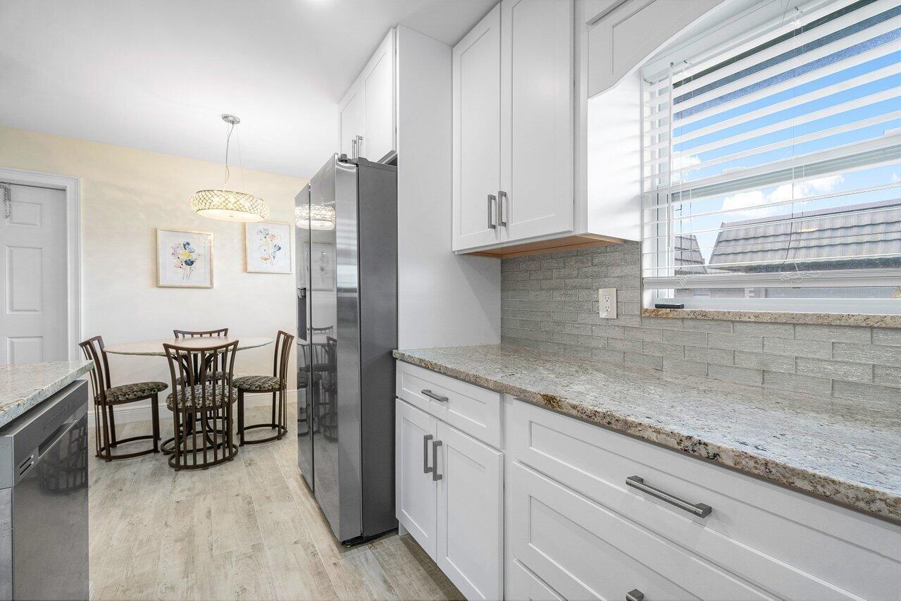 76 Flanders B Property Photo 3