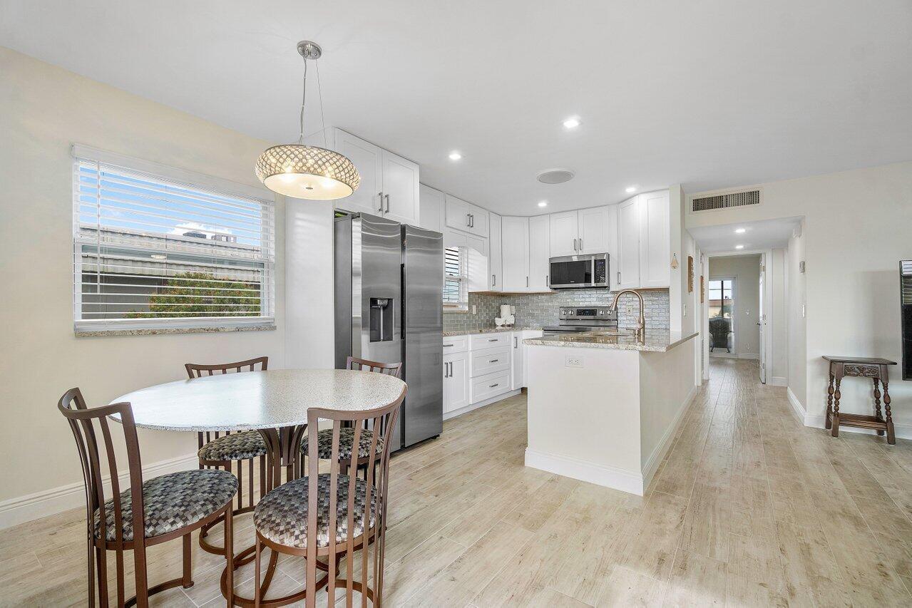 76 Flanders B Property Photo 6