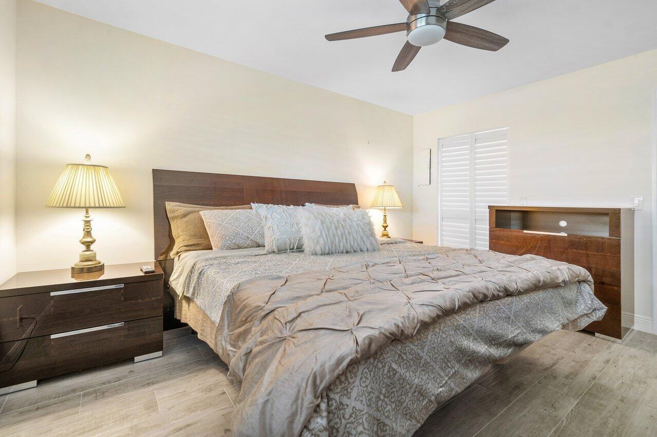 76 Flanders B Property Photo 14