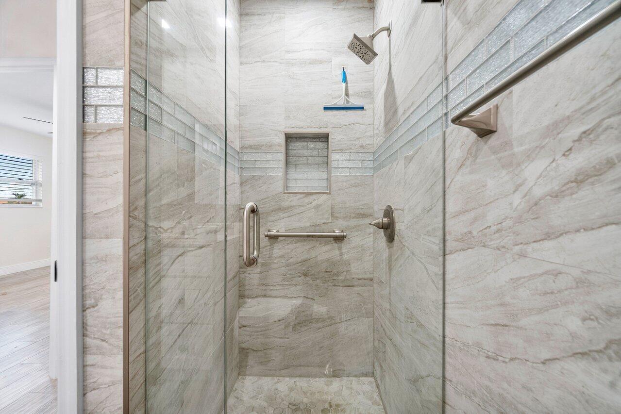 76 Flanders B Property Photo 16