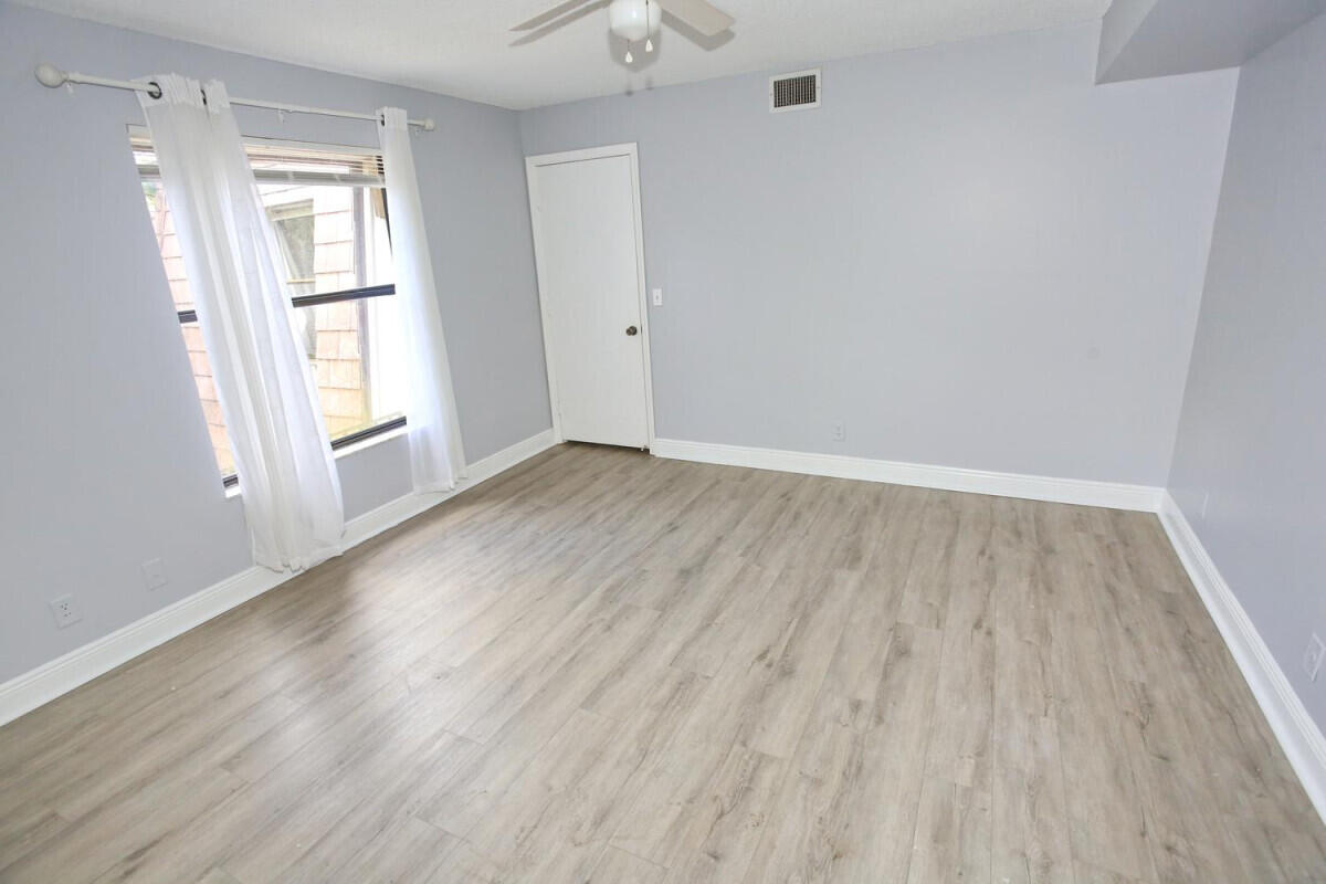 7531 Courtyard Run E Property Photo 17