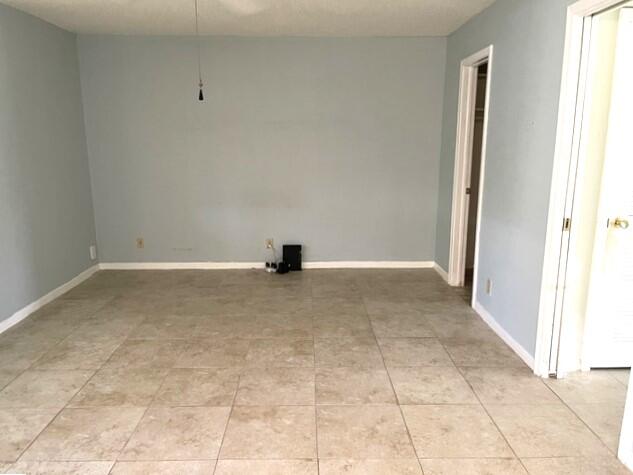 892 High Point Boulevard N B Property Photo 16