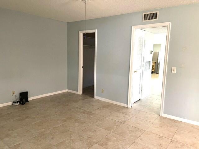 892 High Point Boulevard N B Property Photo 18