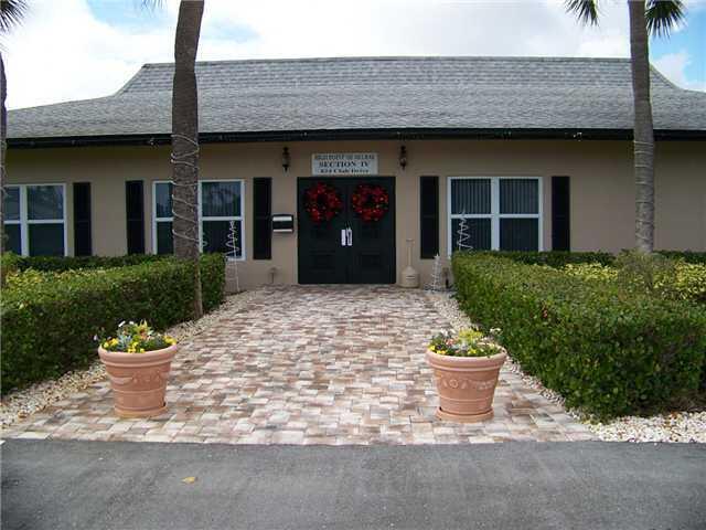 892 High Point Boulevard N B Property Photo 32