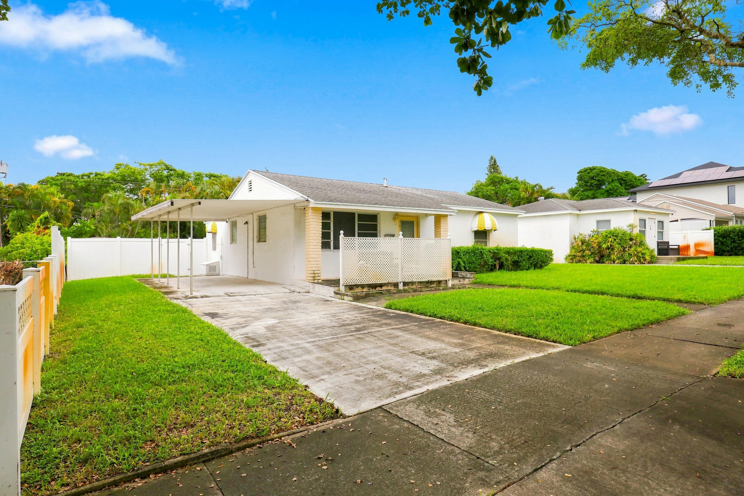 933 Upland Road Property Photo 7