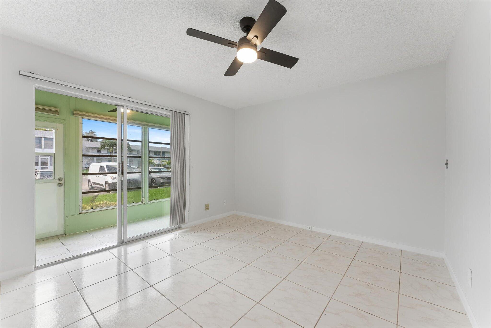 398 Tilford S Property Photo 10