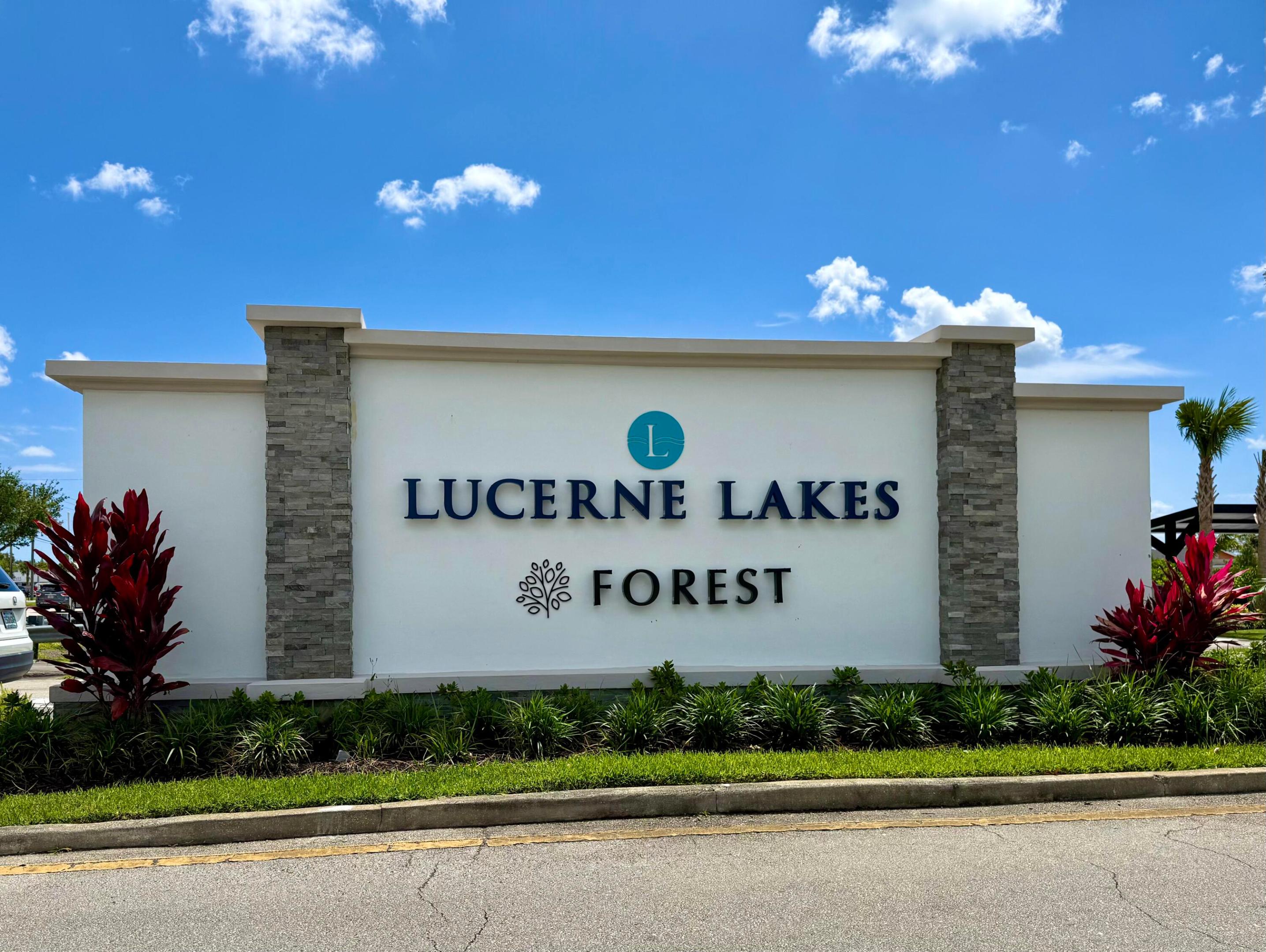 4760 Lucerne Lakes Boulevard W 105 Property Photo 1
