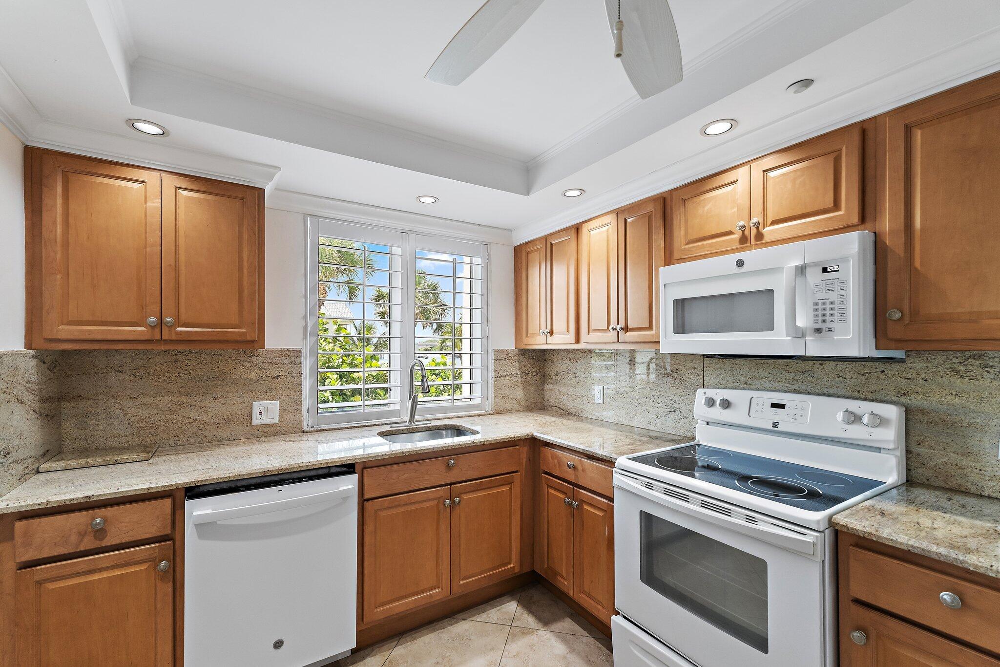 375 Beach Road 201 Property Photo 7