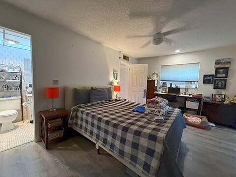 370 Burgundy H H Property Photo 7