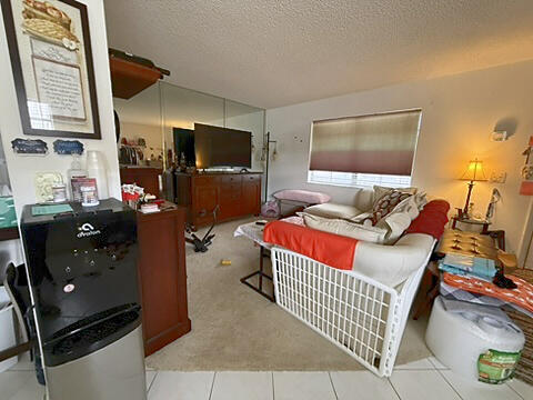 370 Burgundy H H Property Photo 12