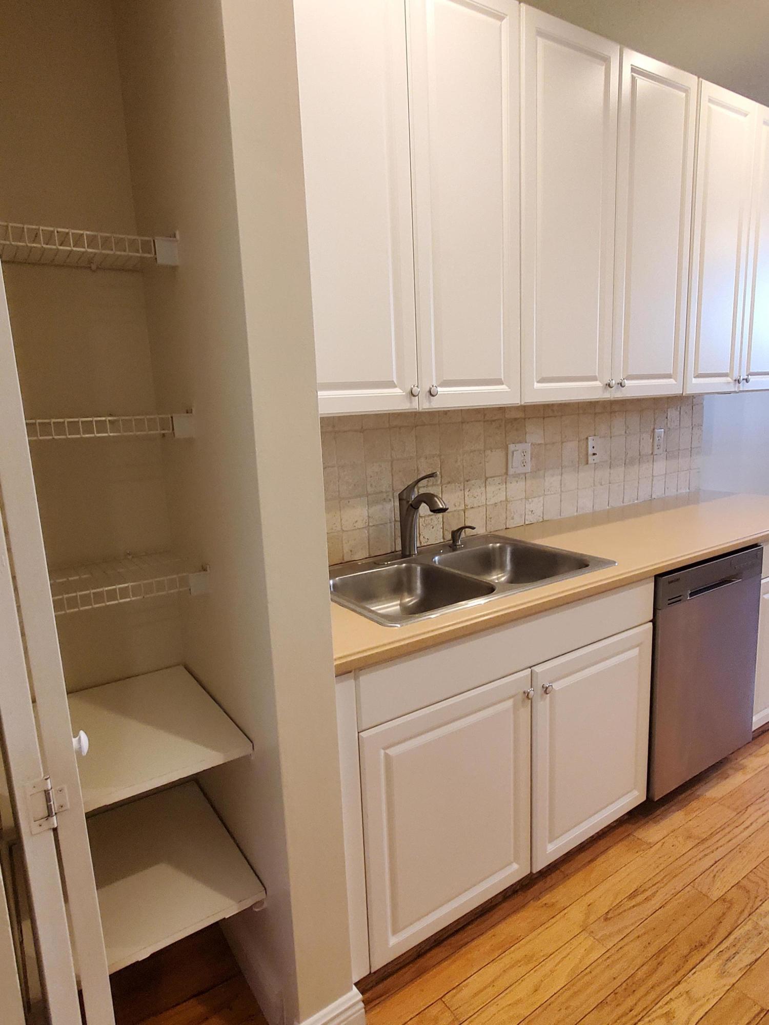 4329 Parkside Drive Property Photo 12