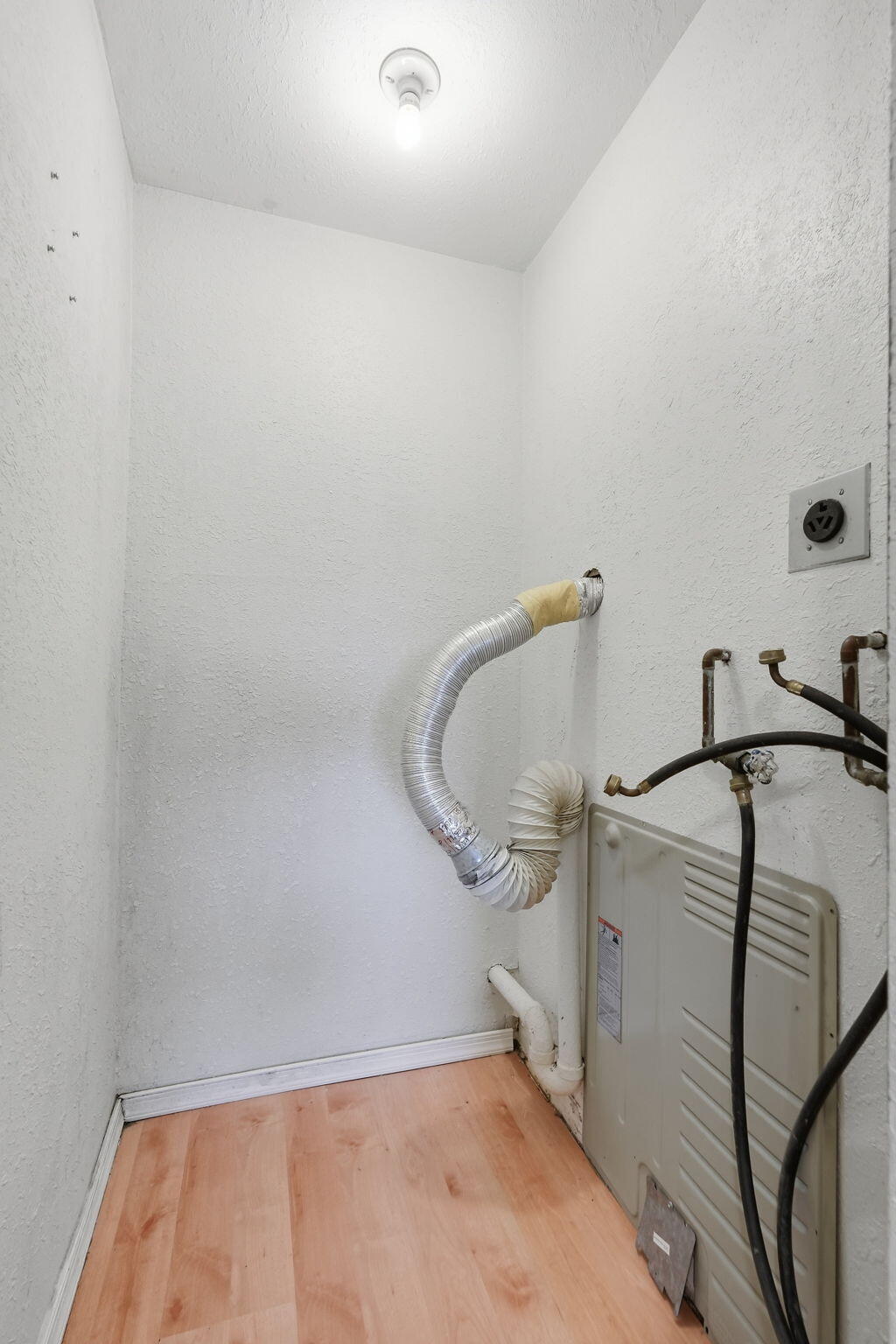 430 Commodore Drive 314 Property Photo 21