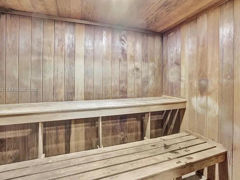 1170 N Federal Highway 1110 Property Photo 20