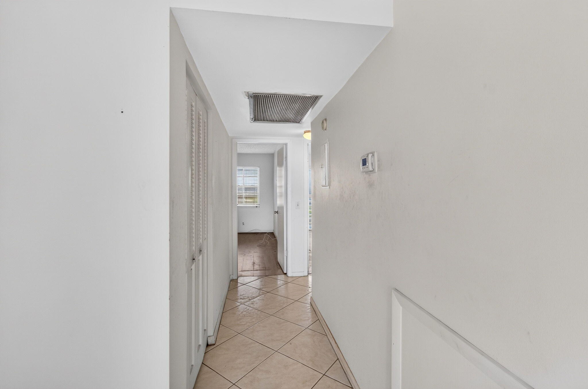 4044 Wolverton C Property Photo 20