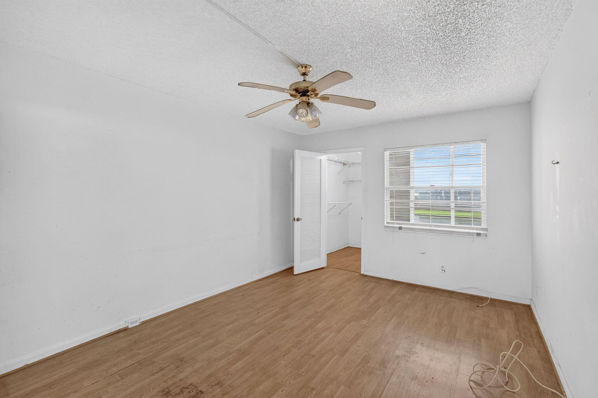 4044 Wolverton C Property Photo 22