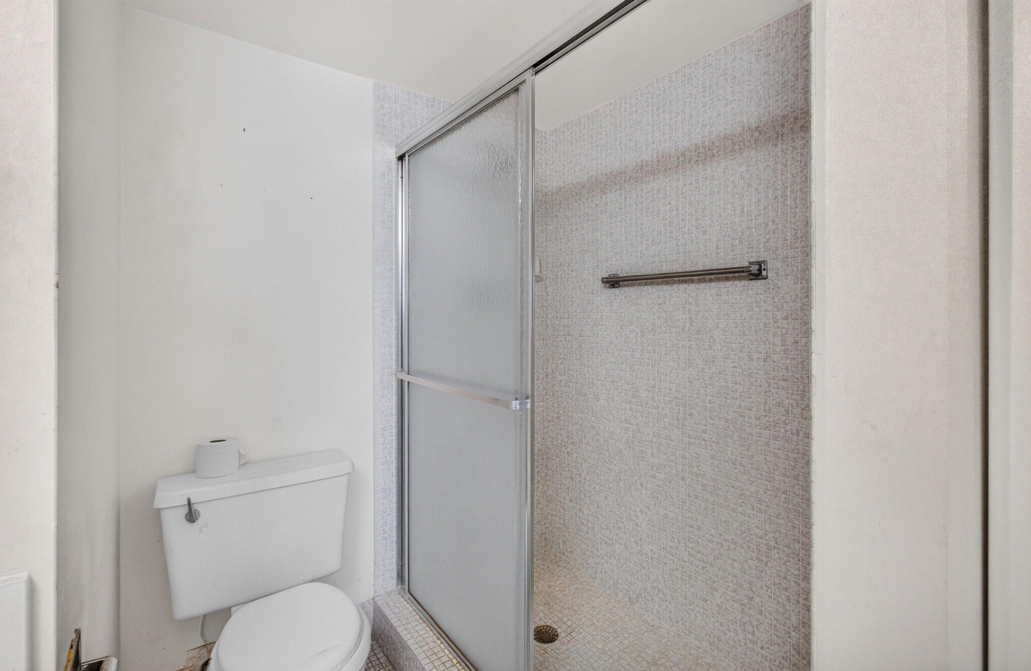 4044 Wolverton C Property Photo 28