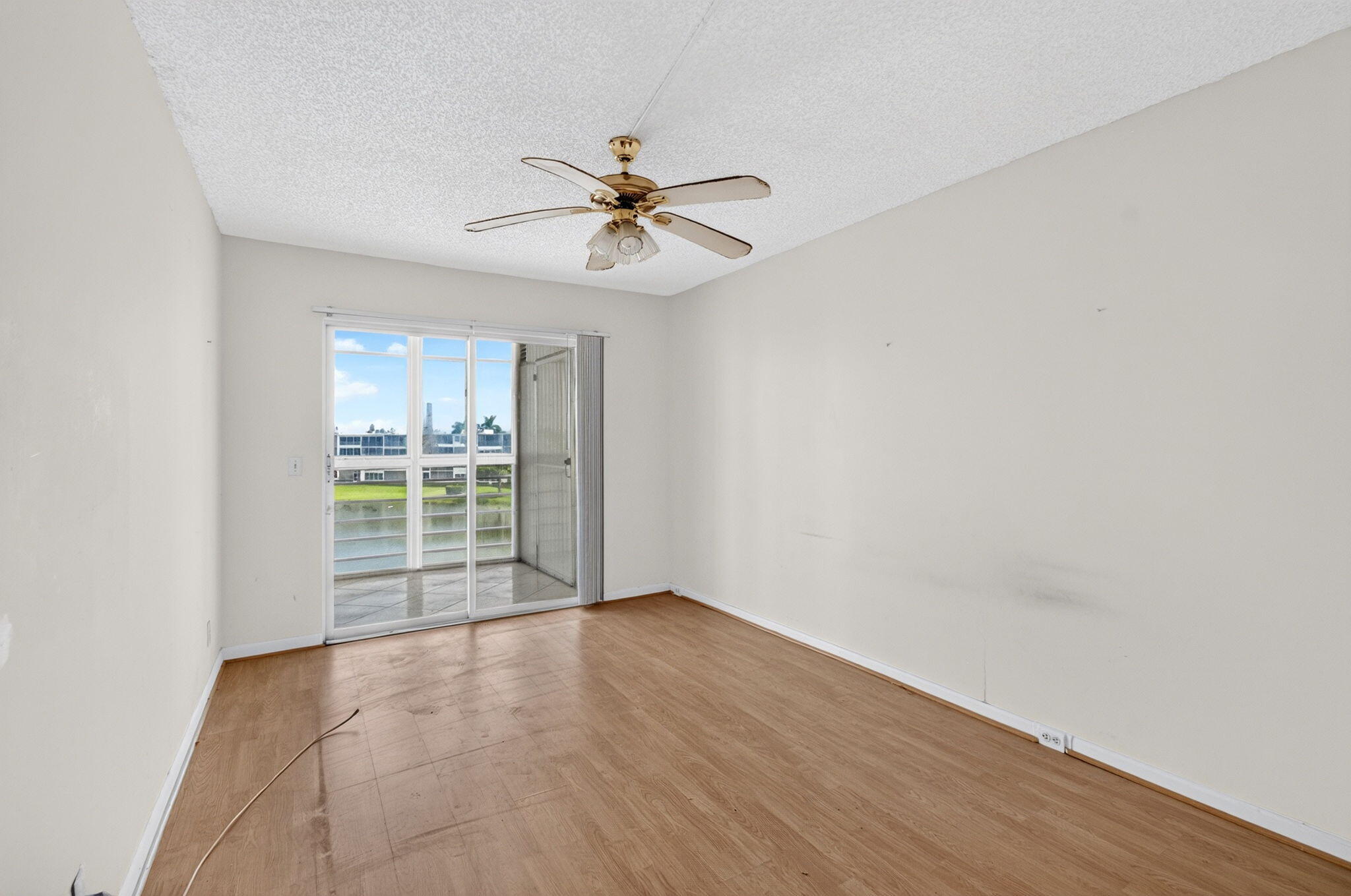 4044 Wolverton C Property Photo 34